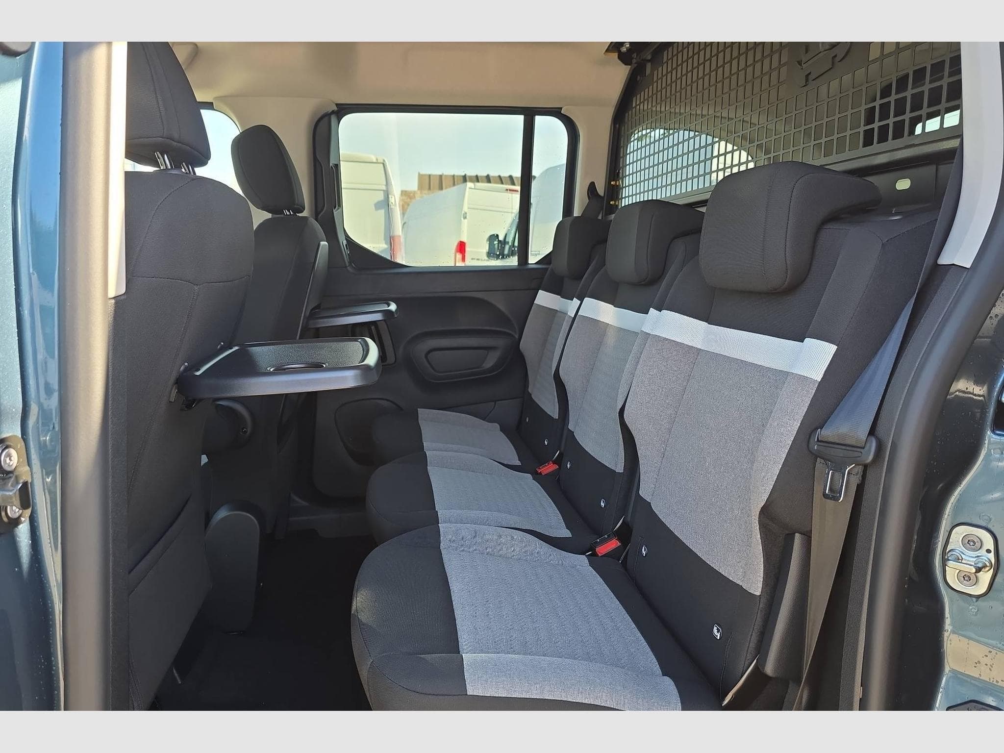 Citroën Berlingo CA M BLUEHDI 100 S&S BVM6 (2026) - Photo 16