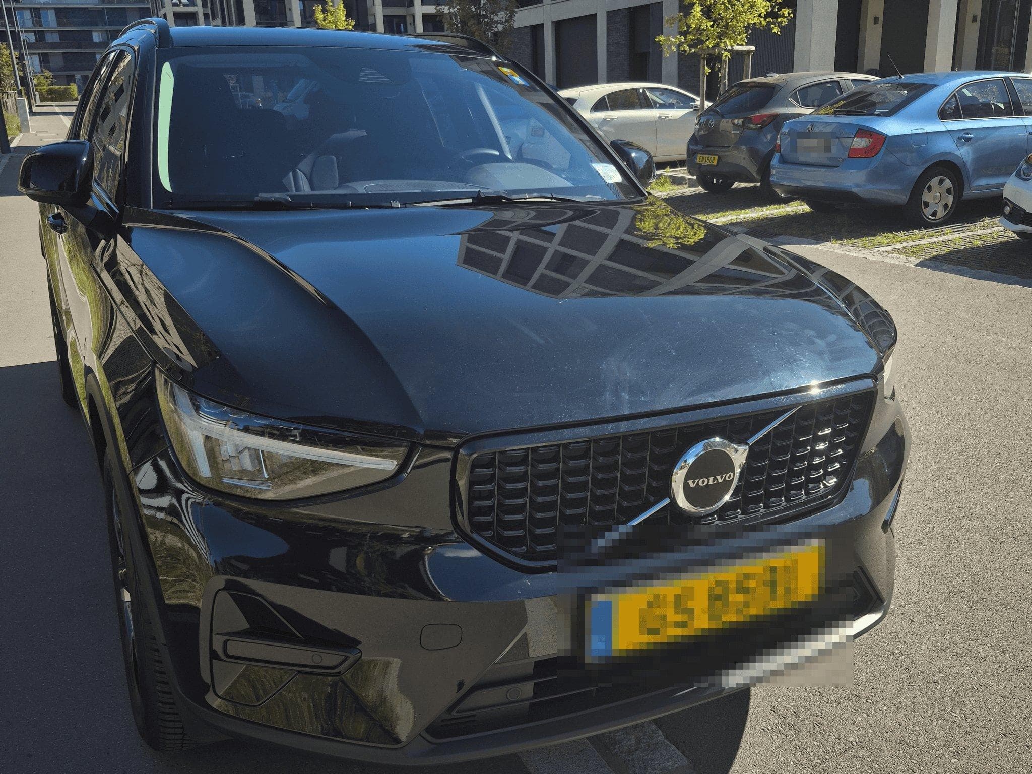 Volvo XC40 VOLVO XC40T2 automatic Essence Plus Dark (2022) - Photo 1
