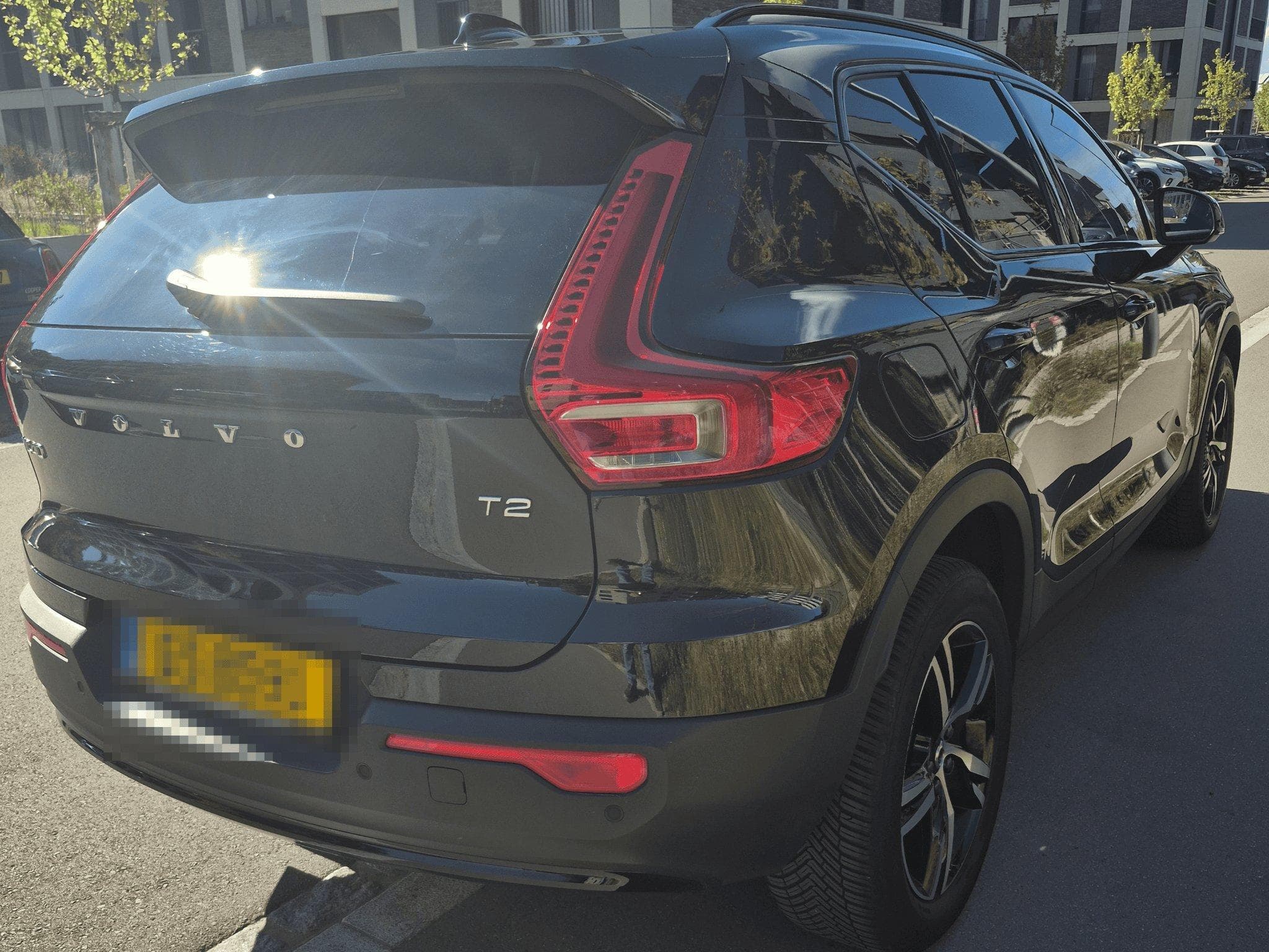 Volvo XC40 VOLVO XC40T2 automatic Essence Plus Dark (2022) - Photo 2