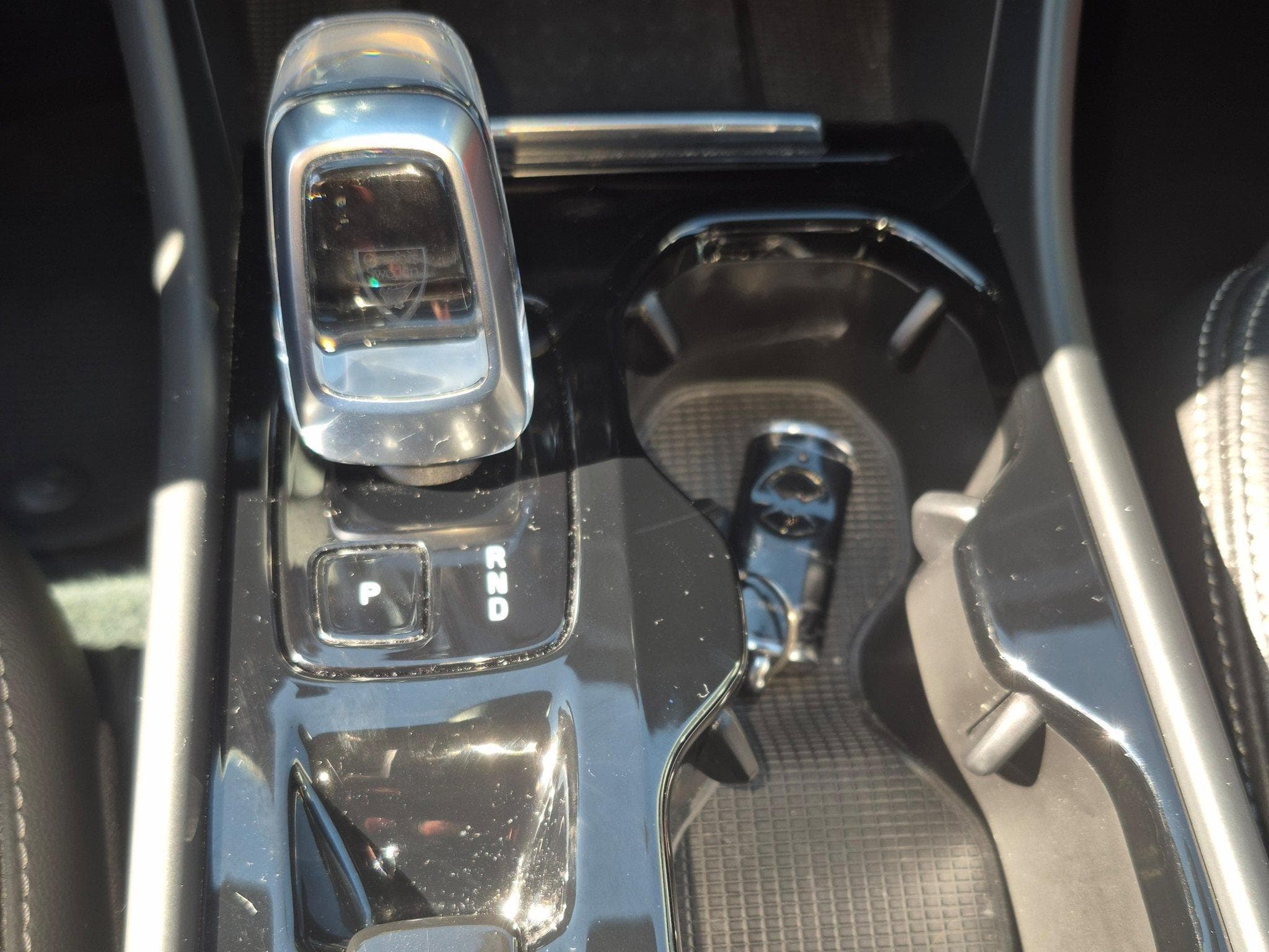 Volvo XC40 VOLVO XC40T2 automatic Essence Plus Dark (2022) - Photo 14