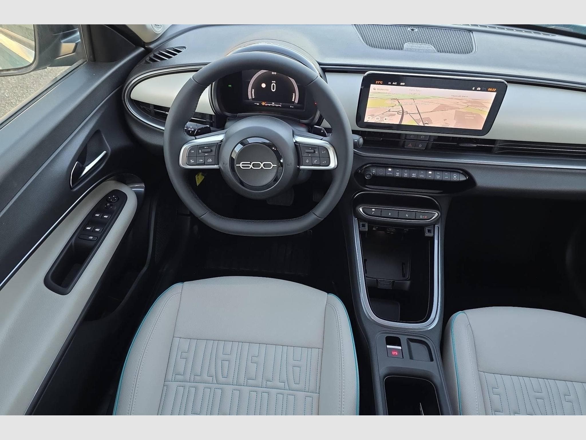 Fiat 600 T-Gen 3 1.2 Hybrid 110ch eDCT6 La Prima (2026) - Photo 13