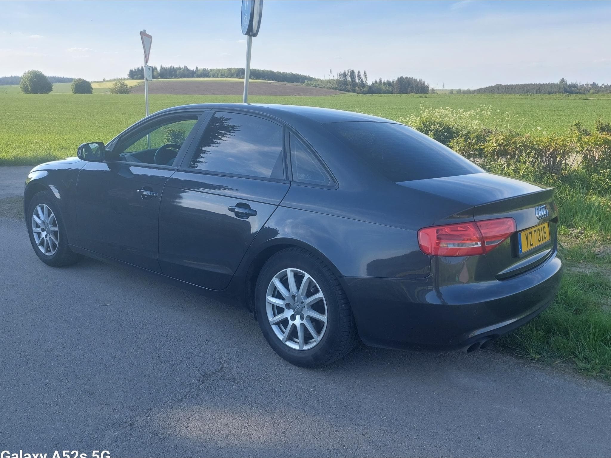Audi A4 Limousine 2.0TDI (2012) - Photo 2