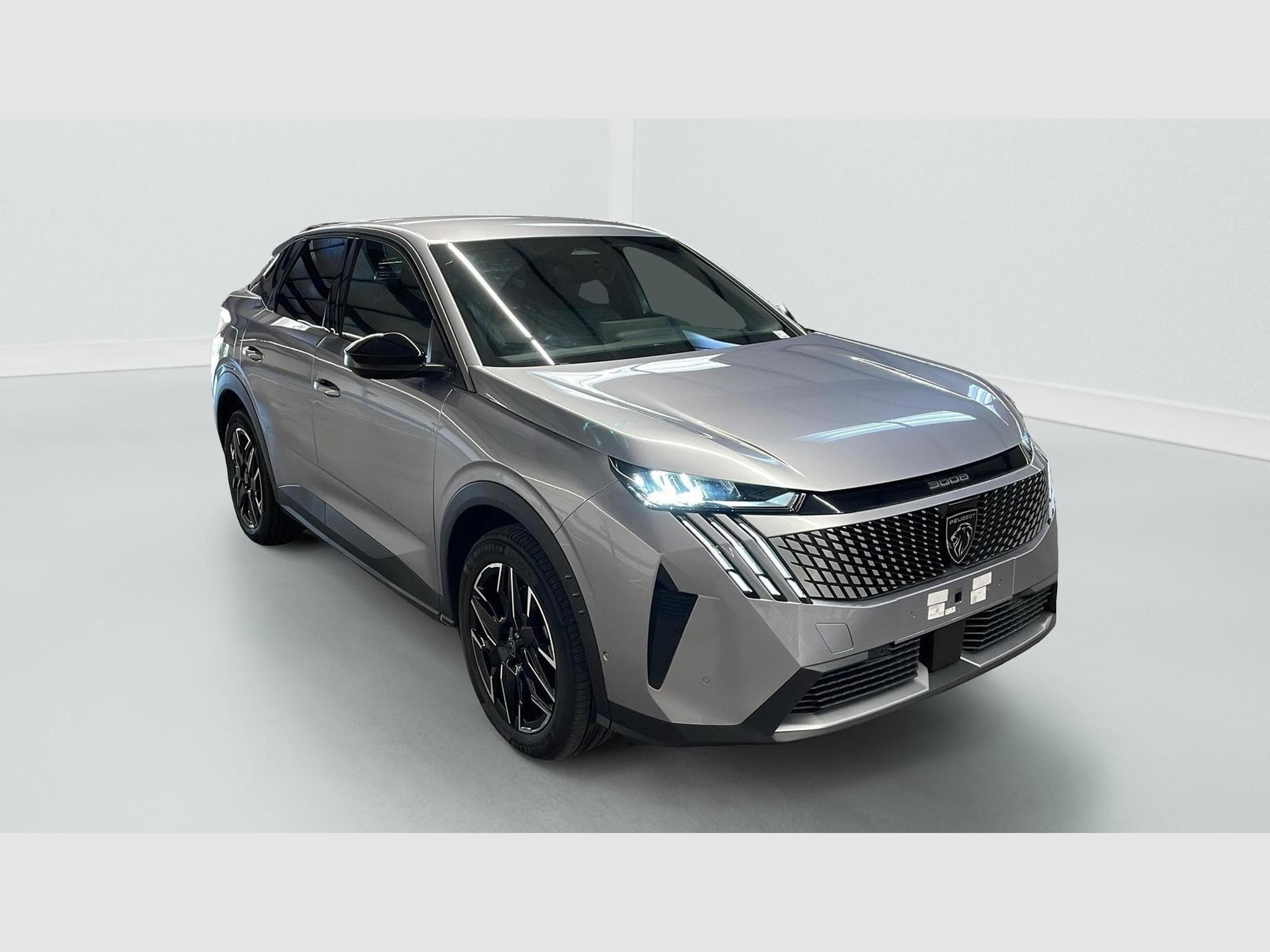 Peugeot 3008 Hybrid 145 e-DCS6 Allure (2025) - Photo 1