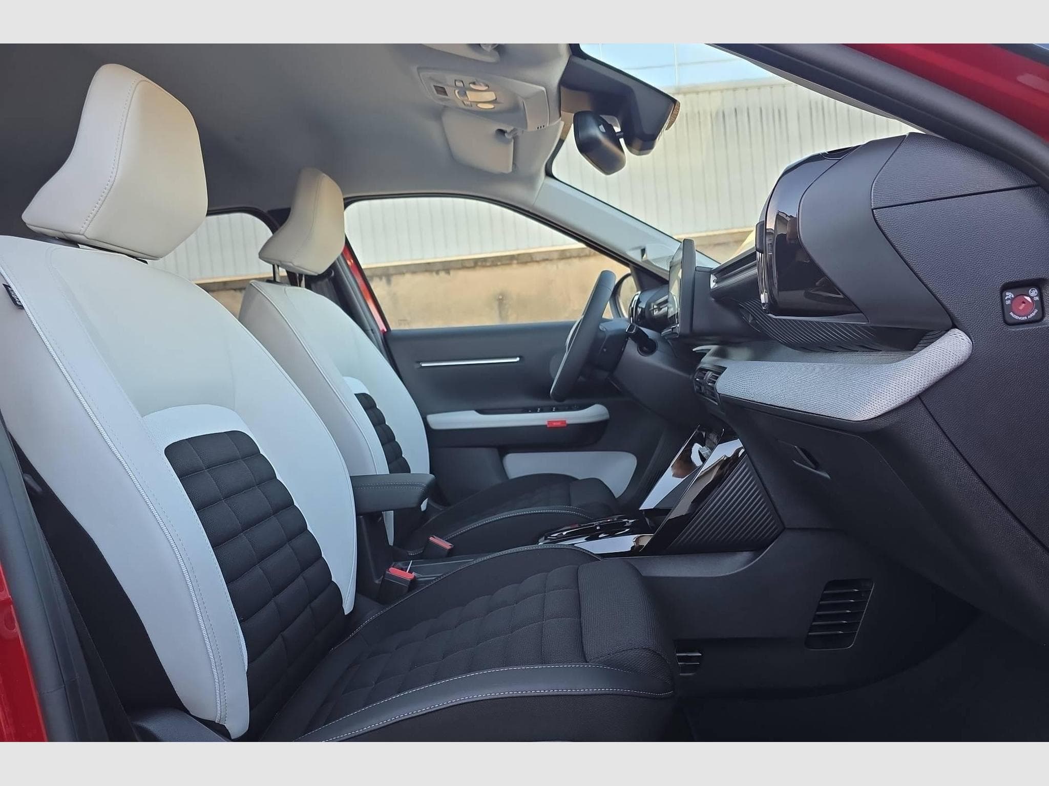 Citroën C3 Aircross Hybride 145 e-DCS6 Max (2026) - Photo 9