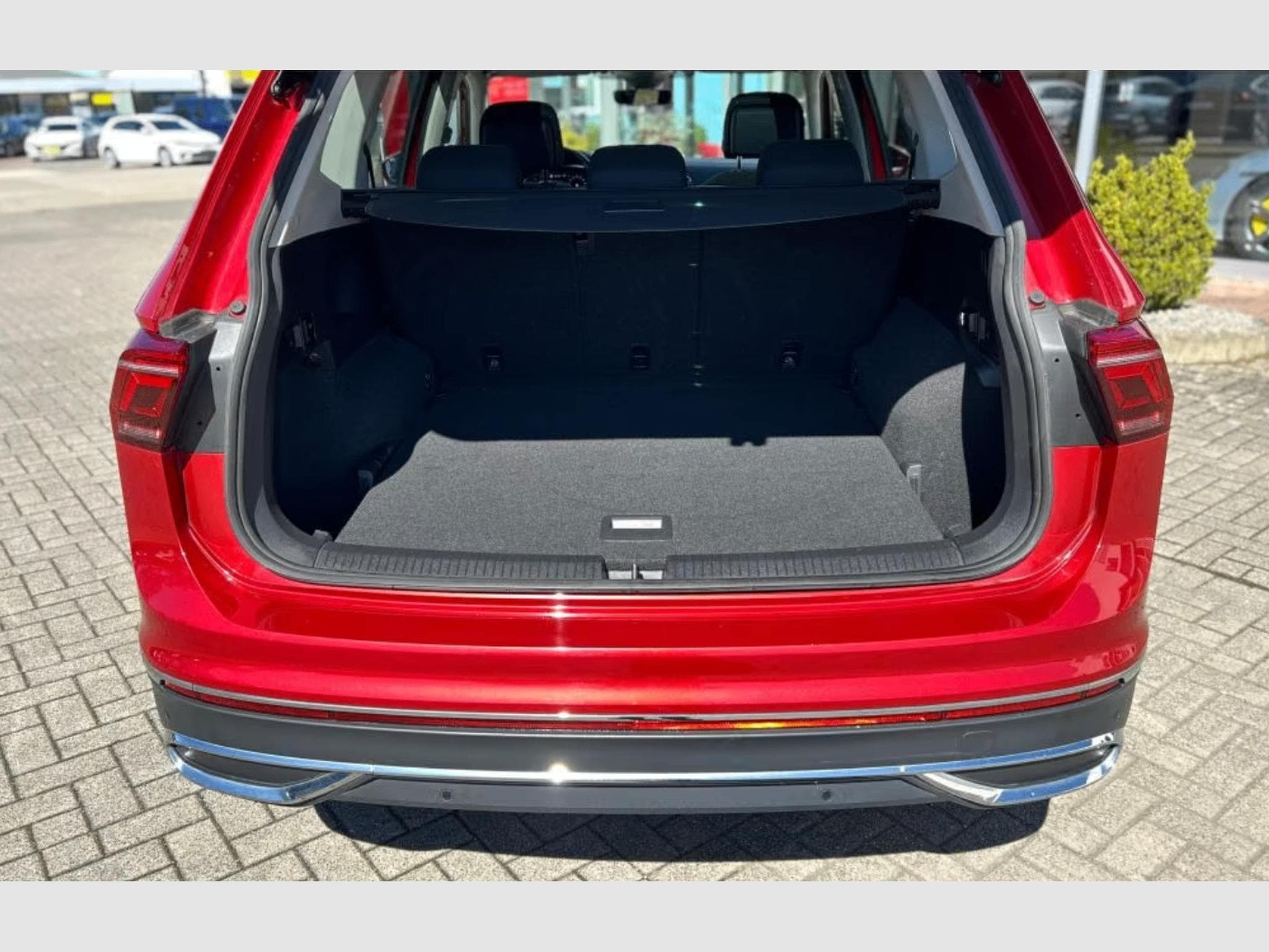 VW Tiguan 7 places 2.0 TDI - 4X4 - Toit ouvrant (2023) - Photo 14