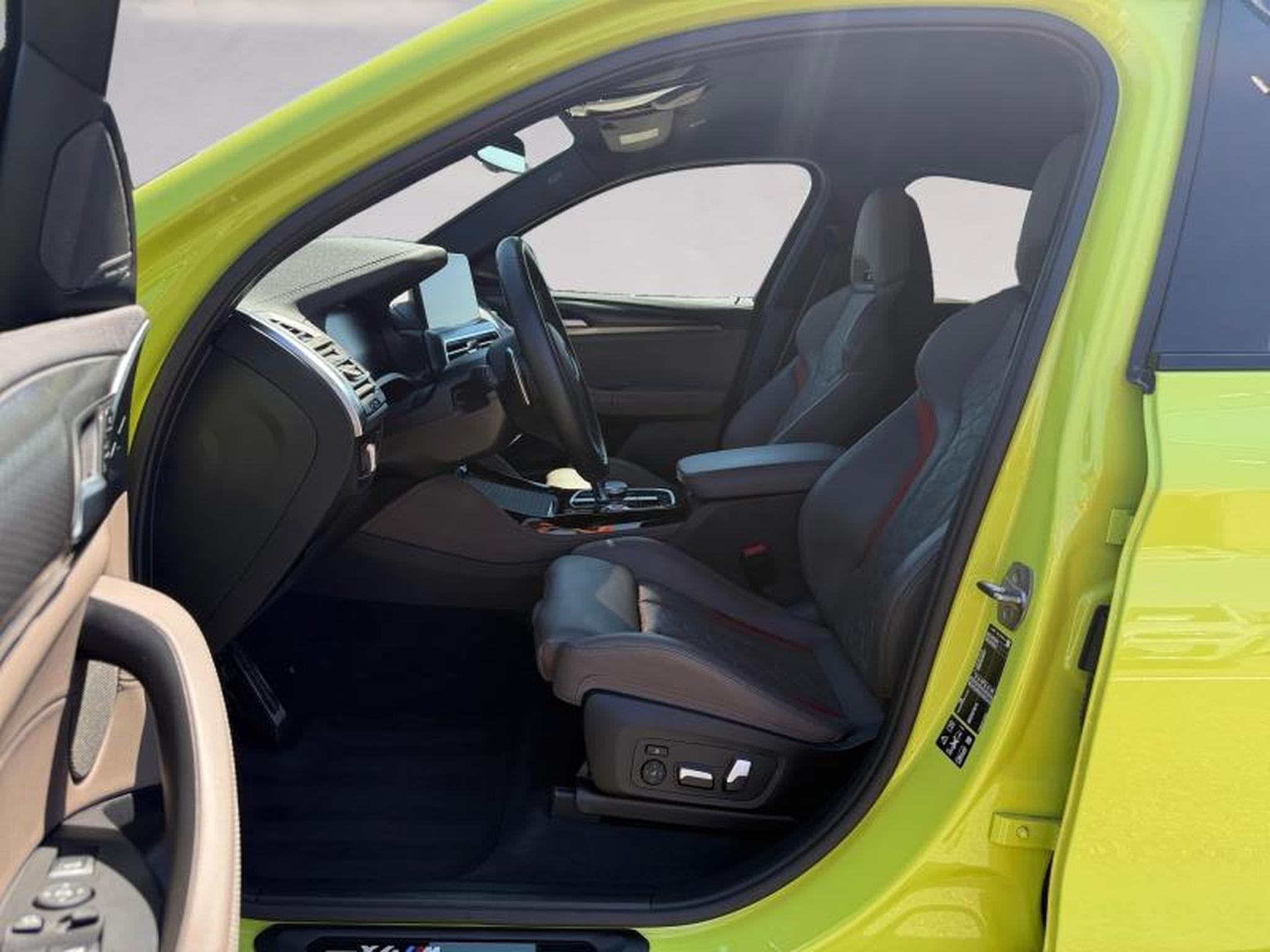 BMW X4M X4 M Competition (2023) - Photo 11