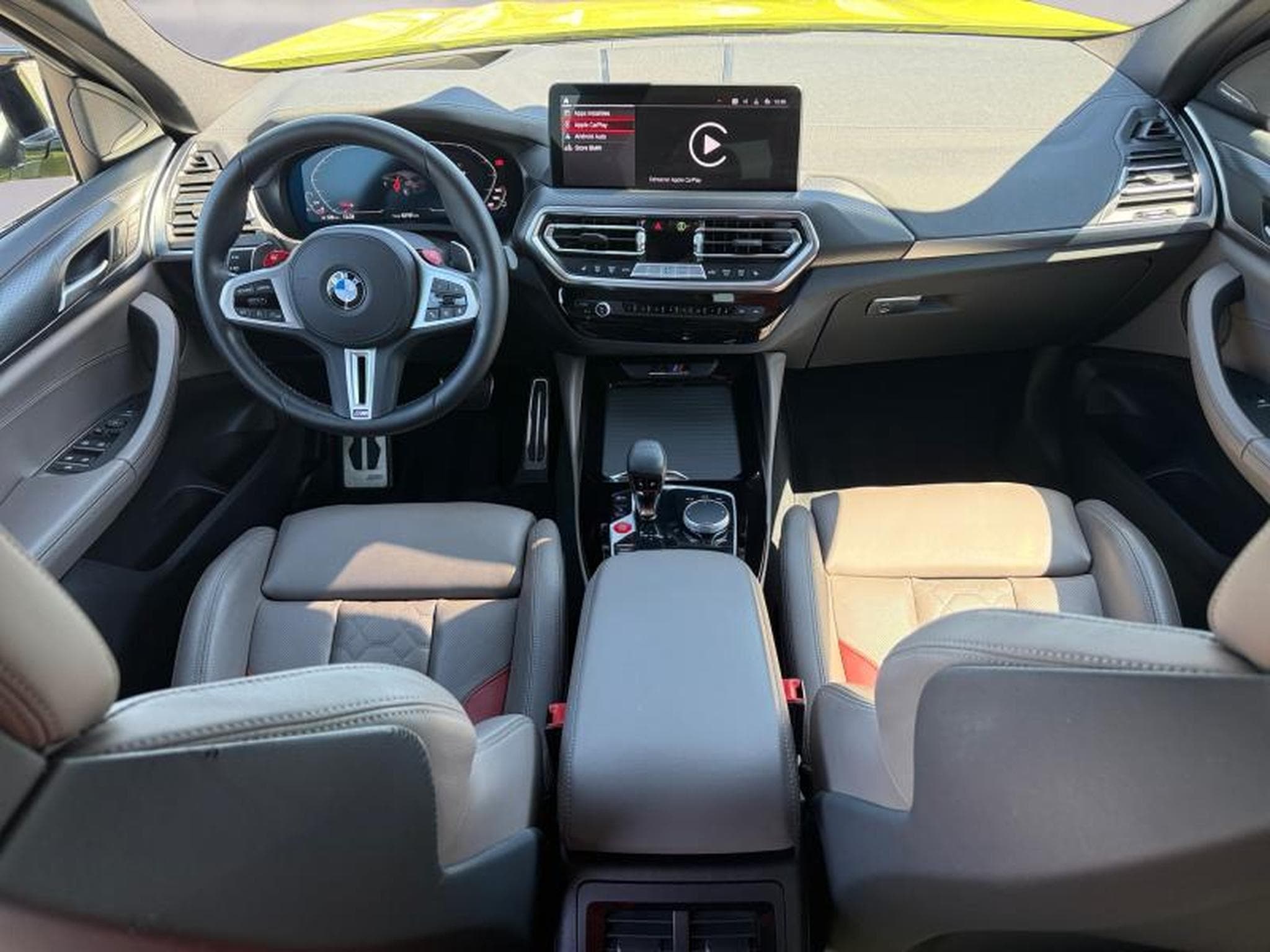 BMW X4M X4 M Competition (2023) - Photo 9