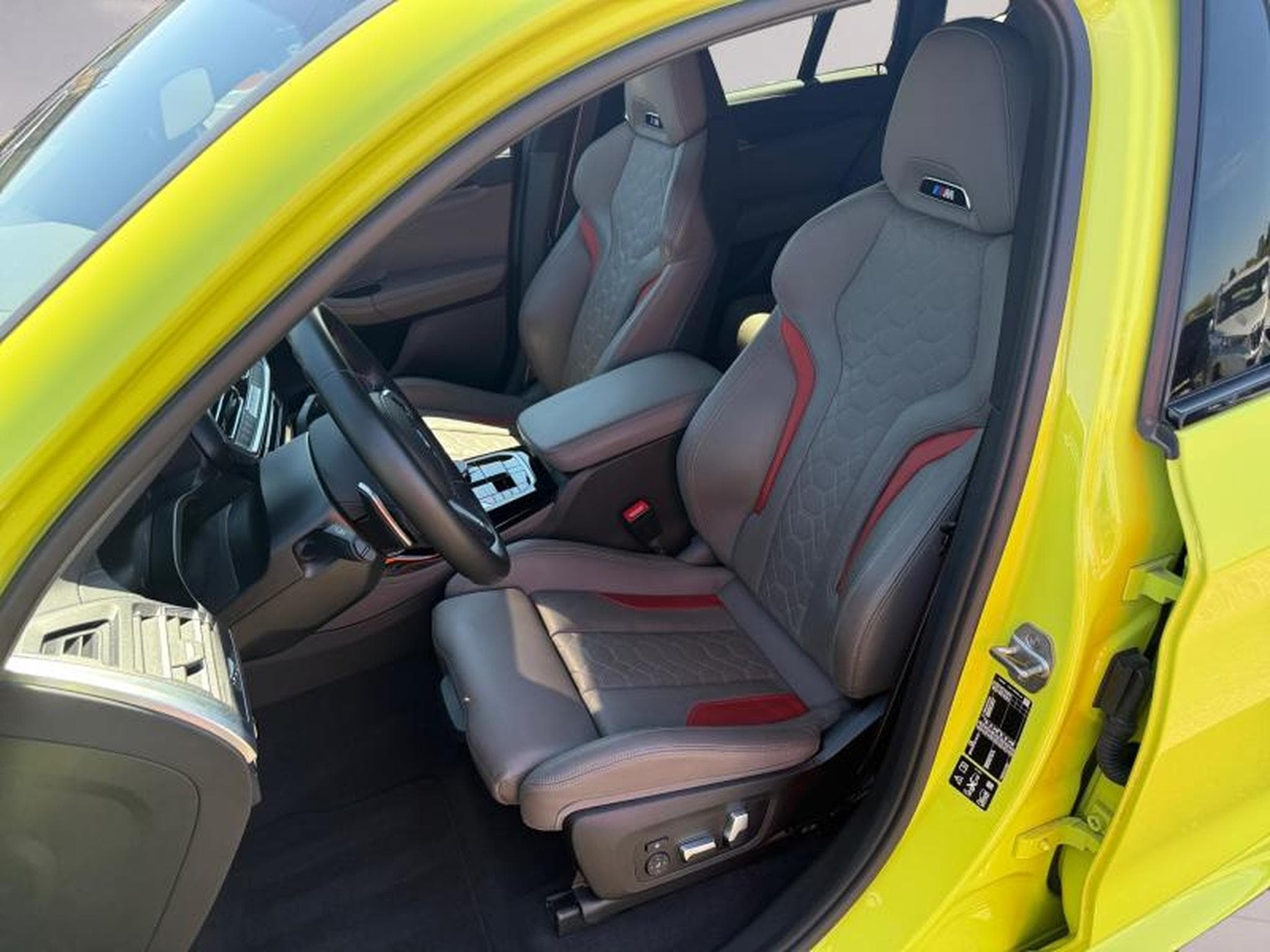 BMW X4M X4 M Competition (2023) - Photo 8