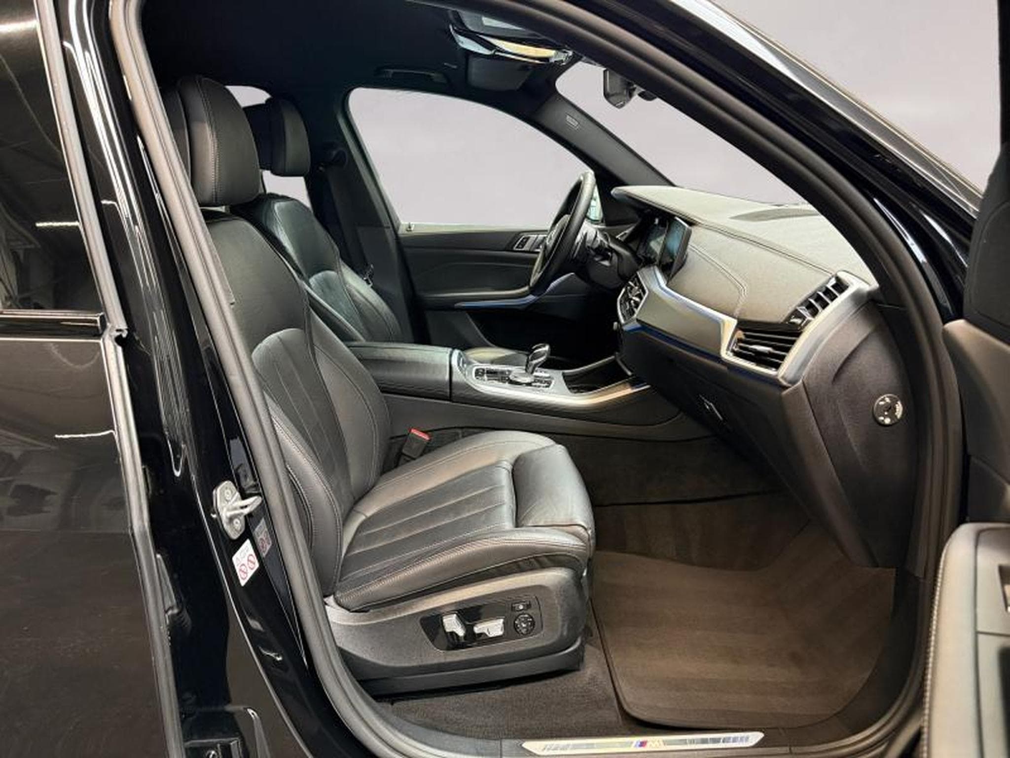 BMW X5 X5 xDrive45E iPerformance Kit M Sport (2022) - Photo 12