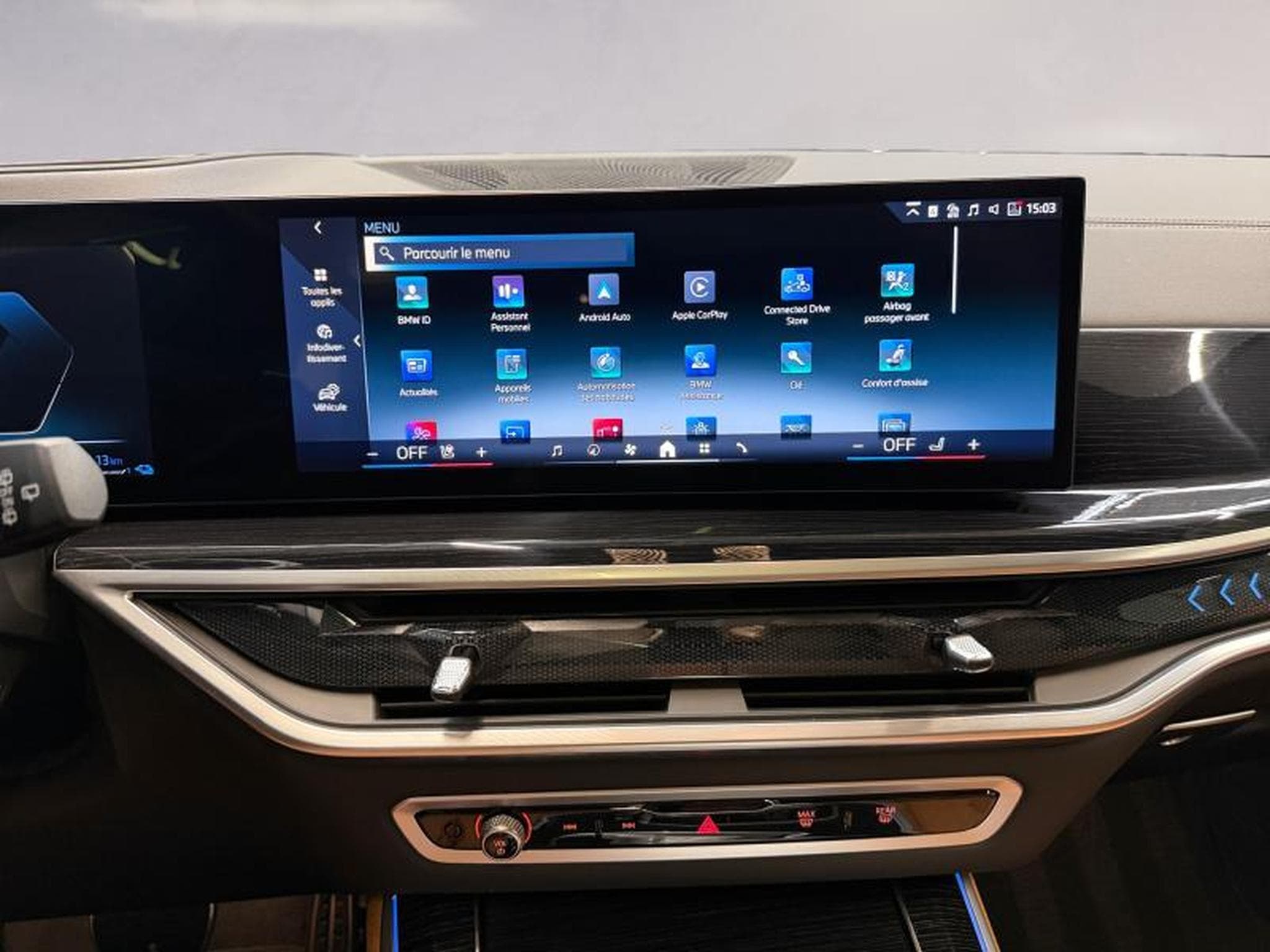 BMW X5 X5 xDrive50e Kit M Sport (2023) - Photo 12