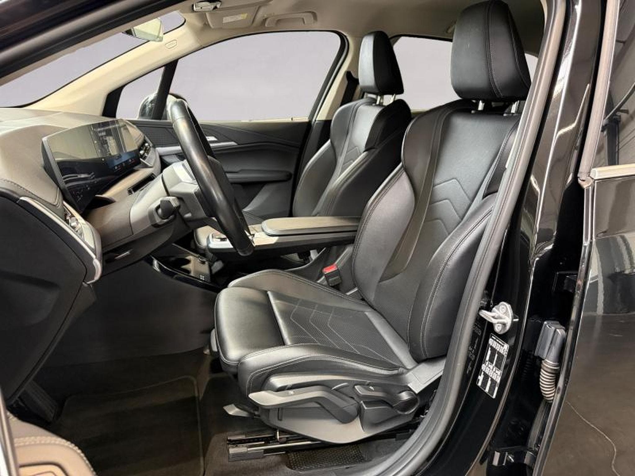 BMW 218 218i Active Tourer Luxury Line (2022) - Photo 8