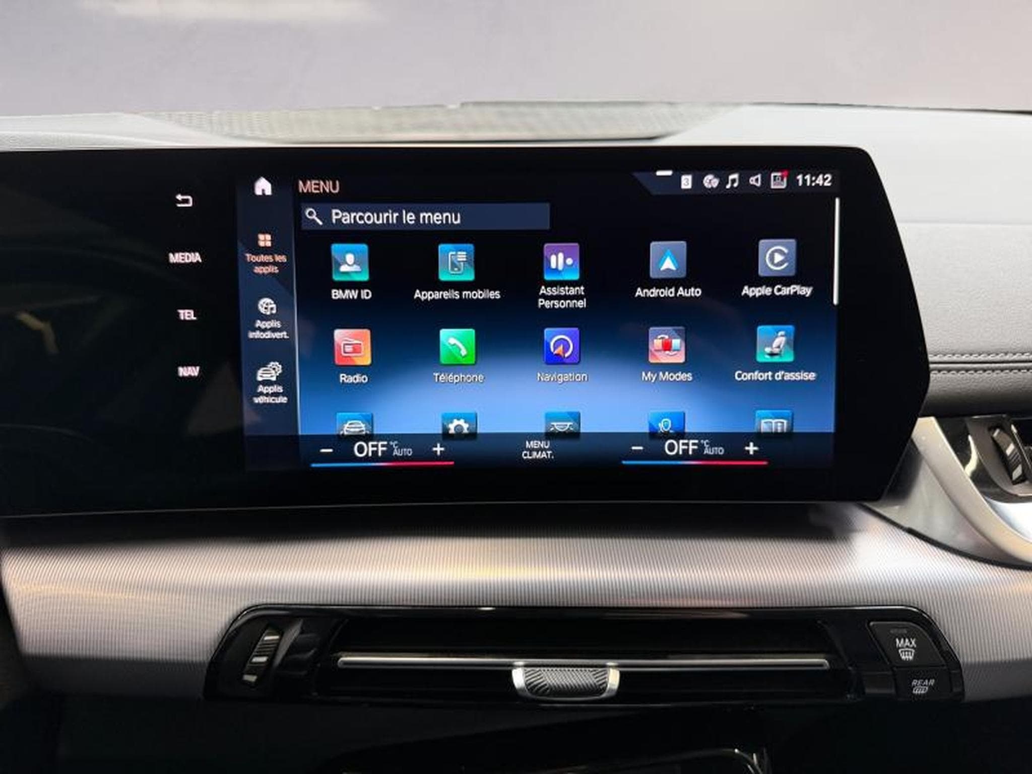 BMW 218 218i Active Tourer Luxury Line (2022) - Photo 12