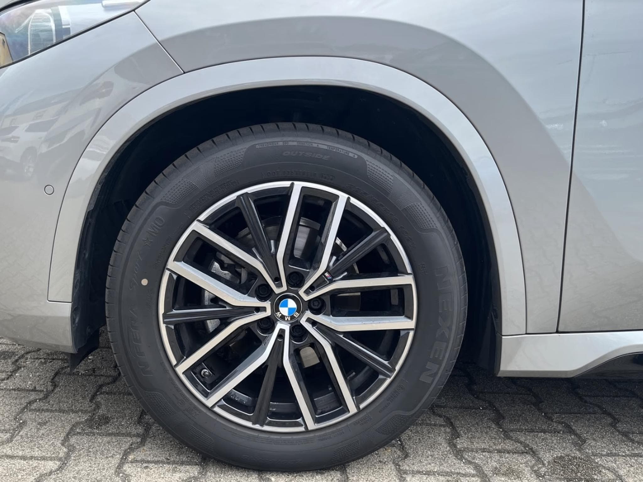 BMW X1 xDrive20d Pack M - H&K*Pano*Memo*ACC (2026) - Photo 5