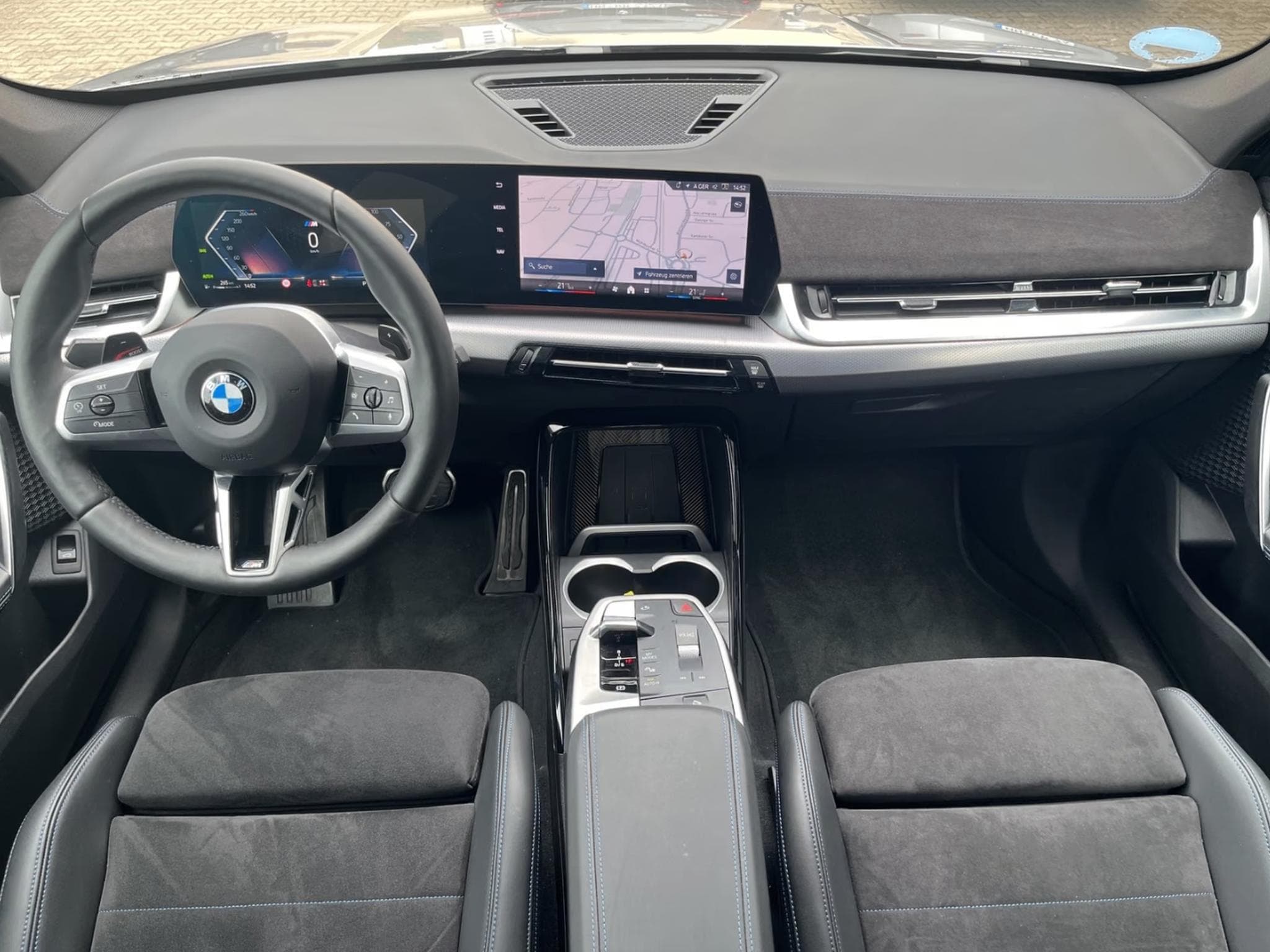 BMW X1 xDrive20d Pack M - H&K*Pano*Memo*ACC (2026) - Photo 6