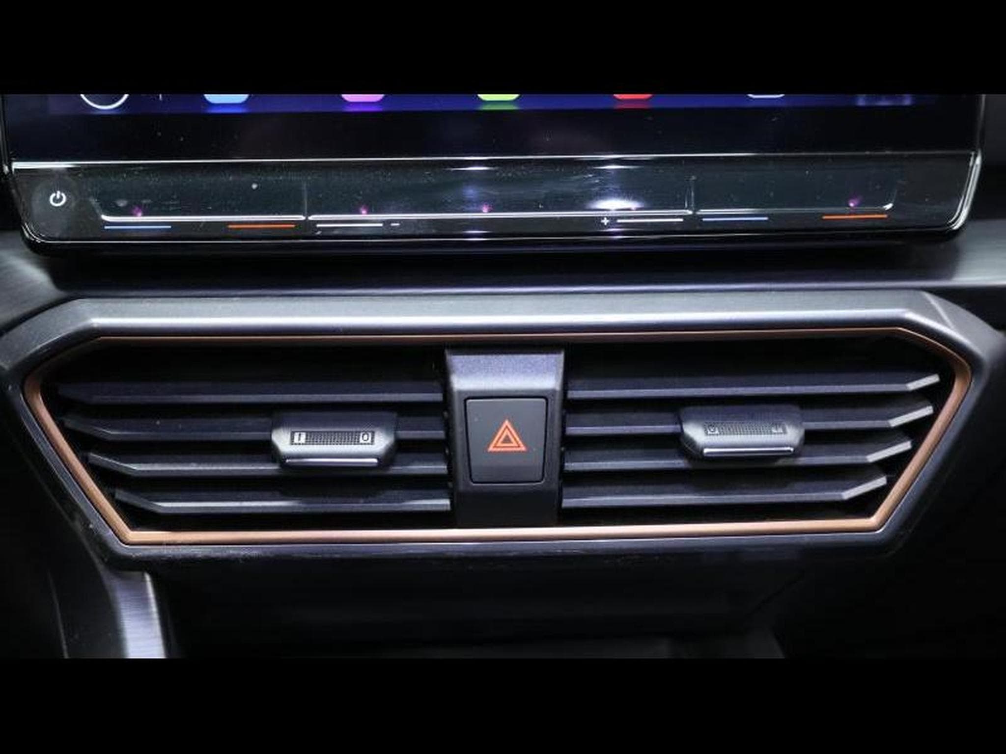 Cupra Formentor 1.4 e-HYBRID 245ch (2022) - Foto 21