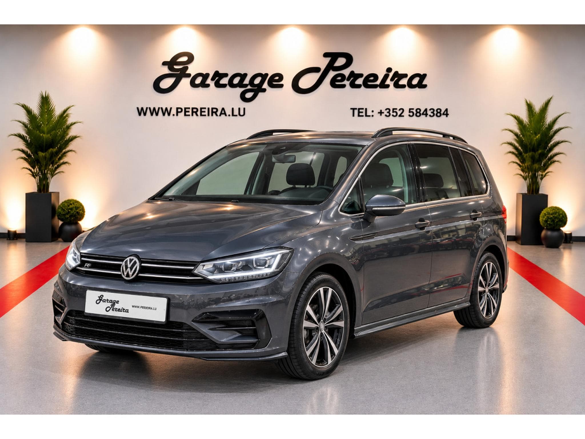 VW Touran NEW MODEL 2.0 TDI 150 DSG R-LINE 7 SITZE IQ LIGHT NAVI (2023) - Photo 2