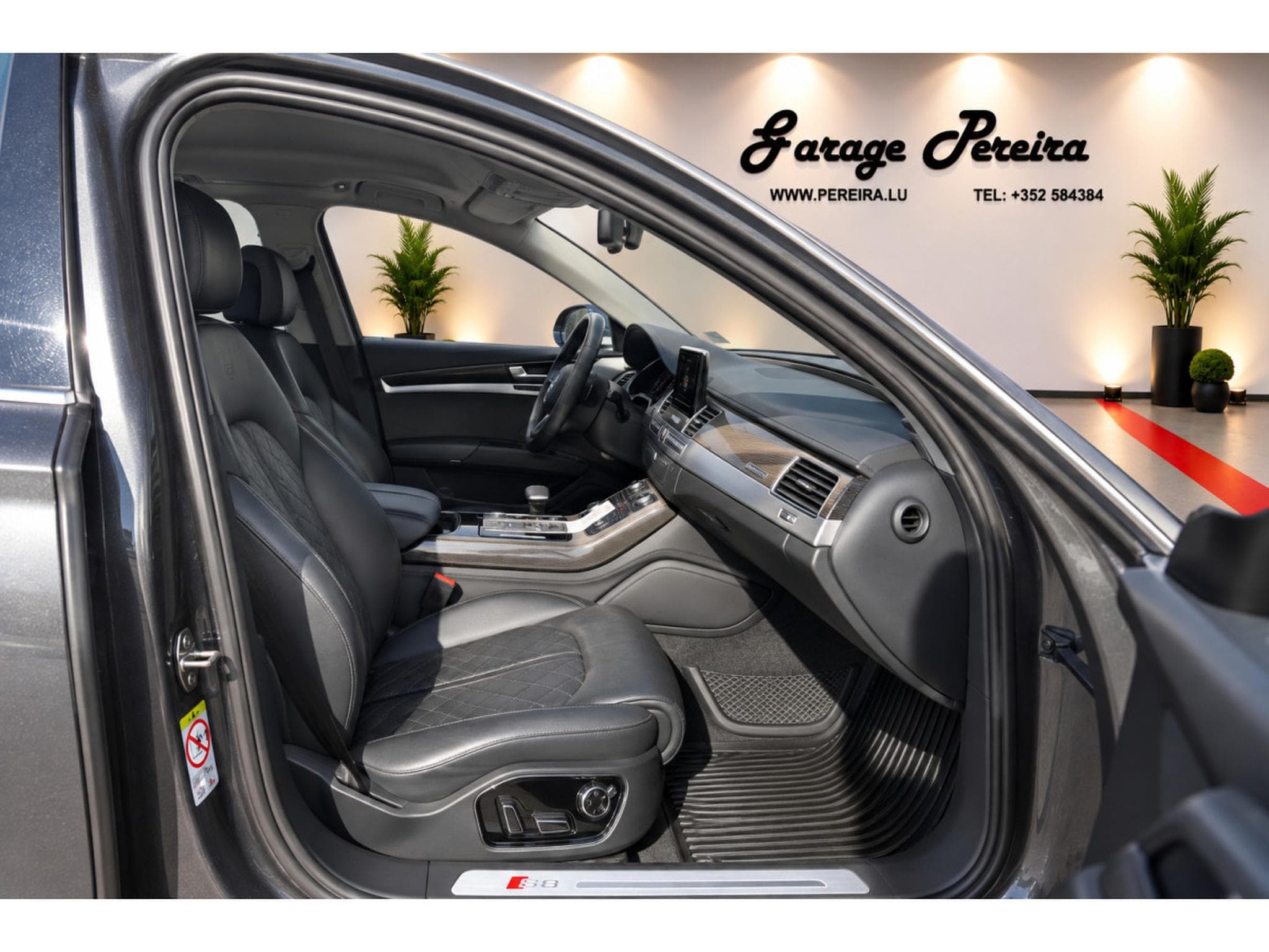 Audi S8 4.0 TFSI QUATTRO NIGHT VISION BOSE CUIR NAVI 1 HAND (2014) - Photo 6