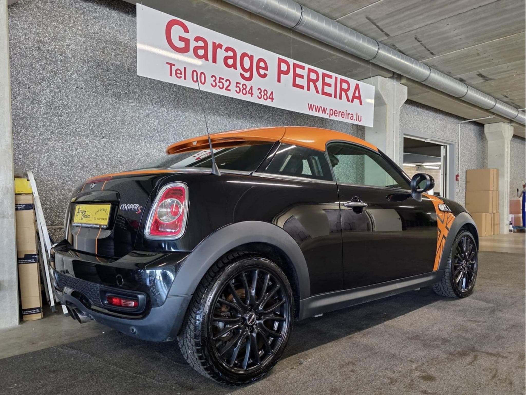 Mini Cooper S COUPE BI-XENON CUIR NAVI (2013) - Photo 2