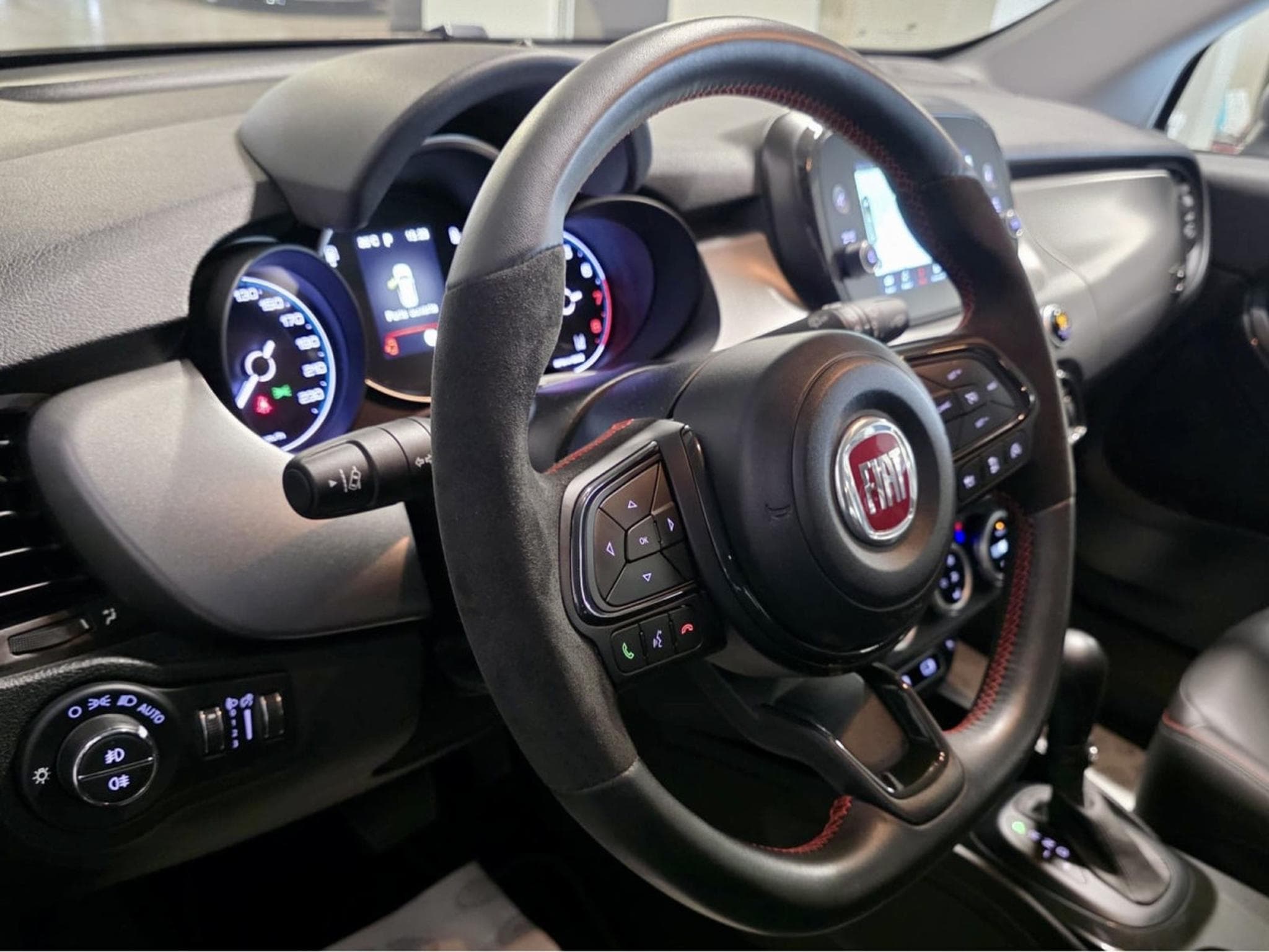 Fiat 500X 500 x Hybride Pack Sport Auto Gps (2023) - Photo 16