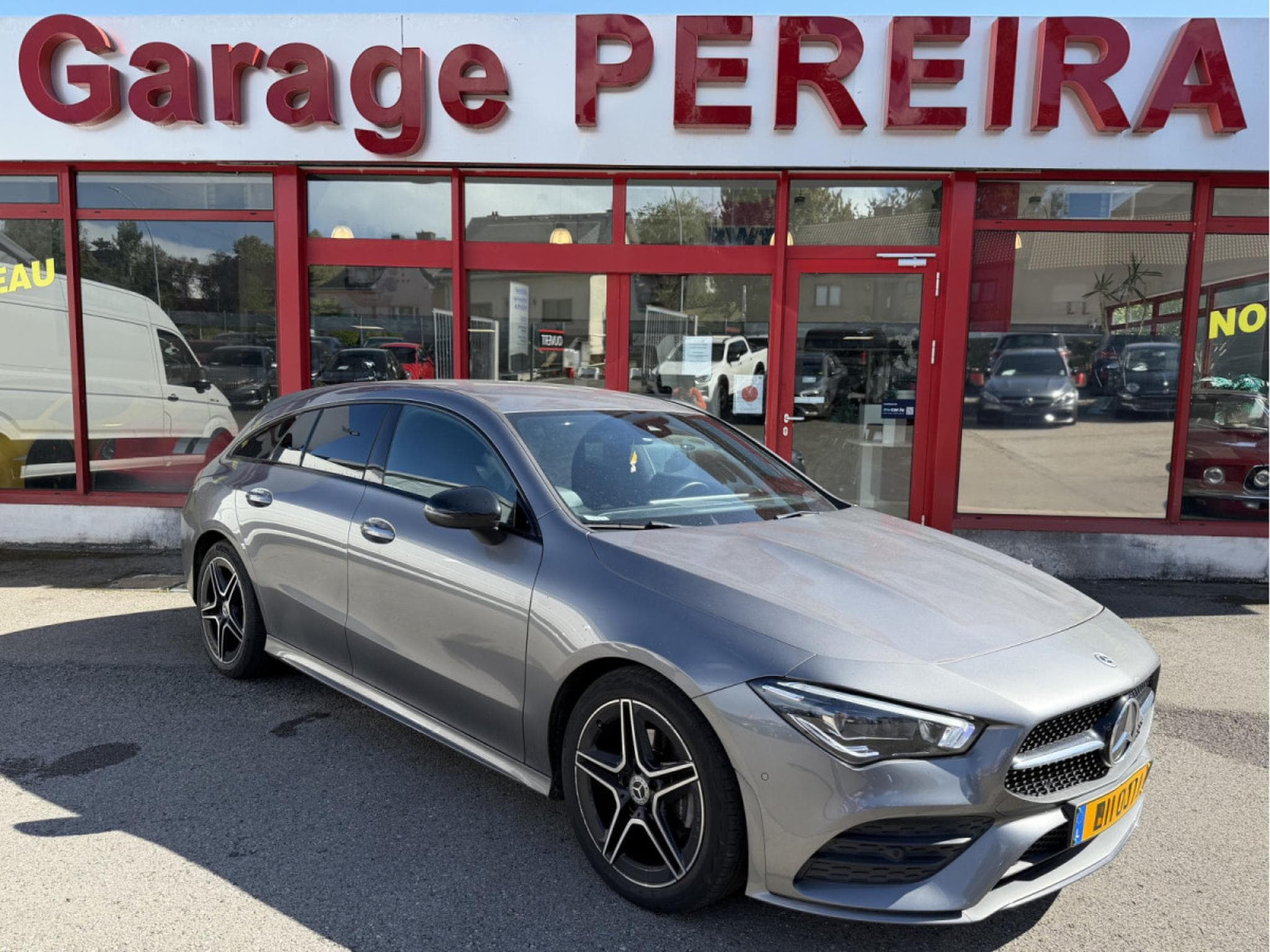 Mercedes CLA 180 Shooting Brake D AMG LINE CUIR NAVI AHK (2022) - Photo 1