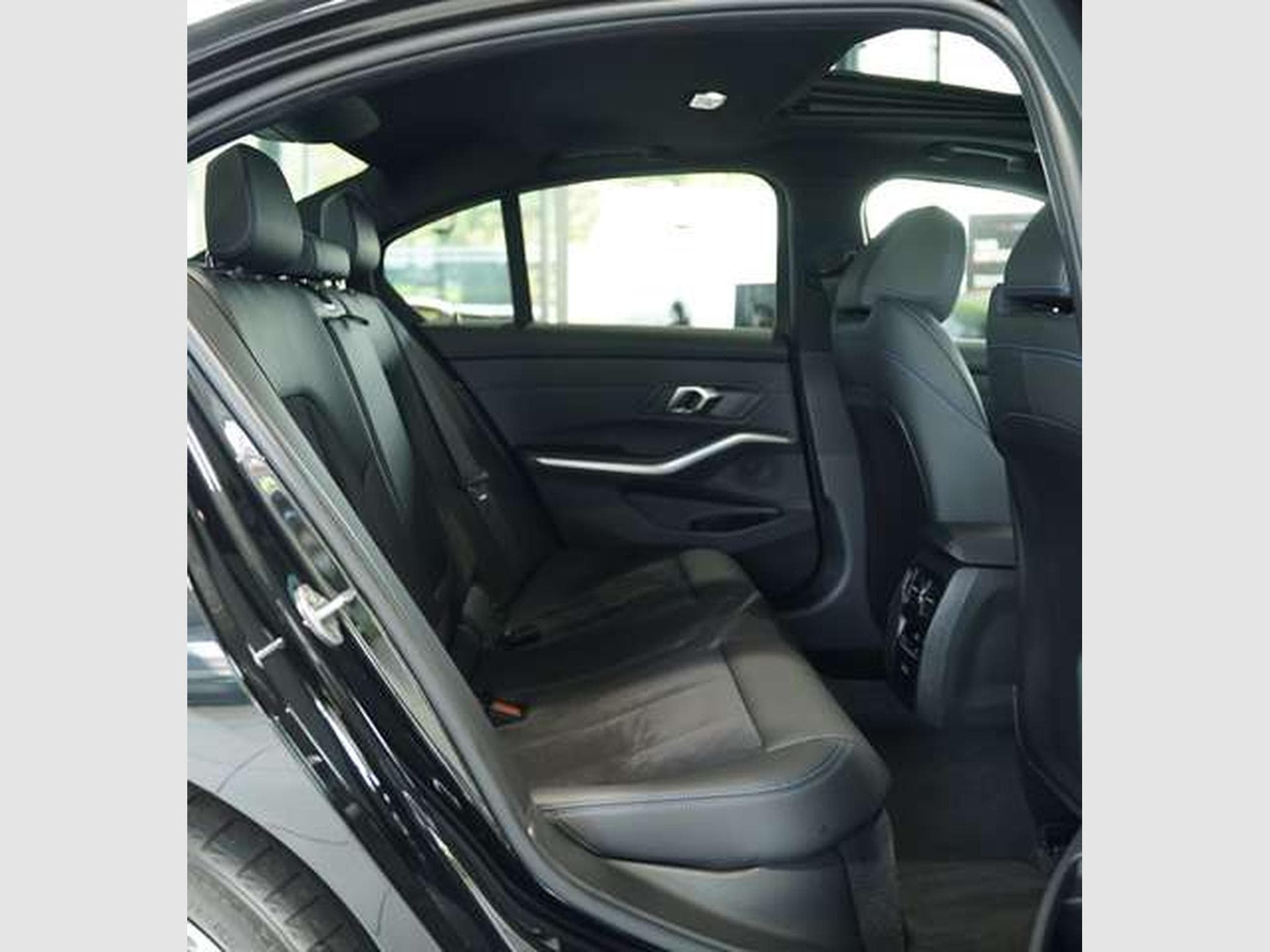 BMW 330 i M Sport xD Limousine 2.H *GSD*ACC*HUD*Aero (2024) - Photo 20