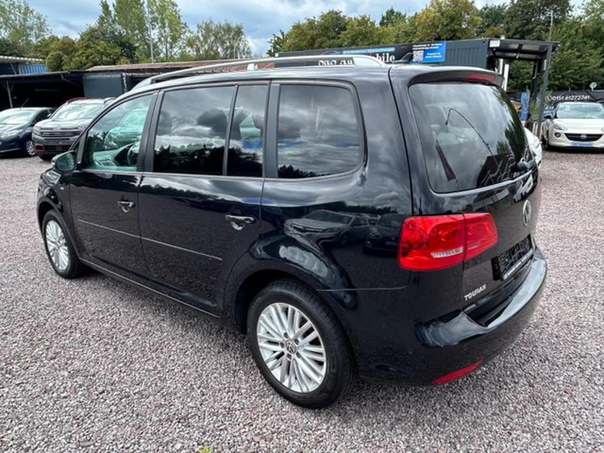 VW Touran Touran Cup 1.4 *SHZ*AHK*2. Hand*Euro5* (2014) - Photo 6
