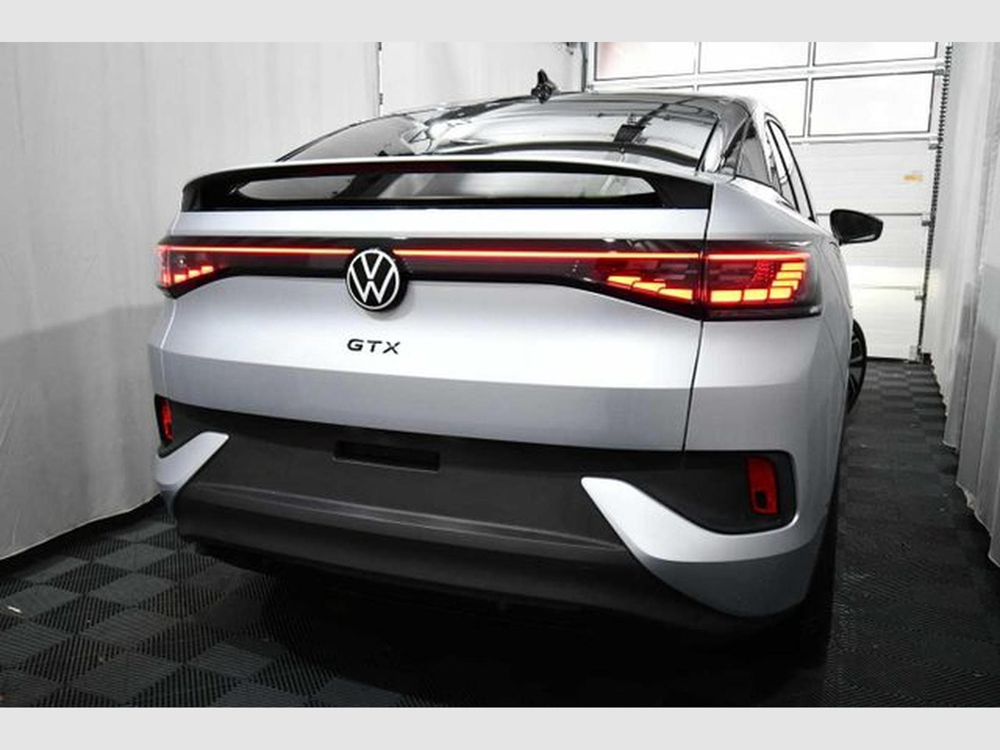 VW ID.5 ID.5 GTX 4Motion - Pano, AHK, Kamera (2025) - Photo 4