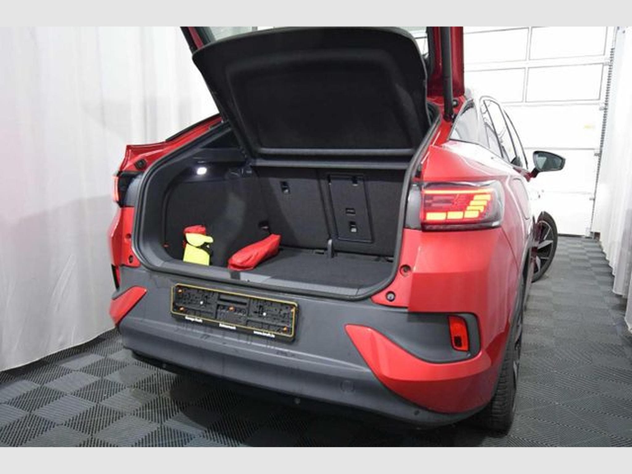 VW ID.5 ID.5 GTX - Pano, AHK, Kamera, 20', Area View, AC (2023) - Photo 5