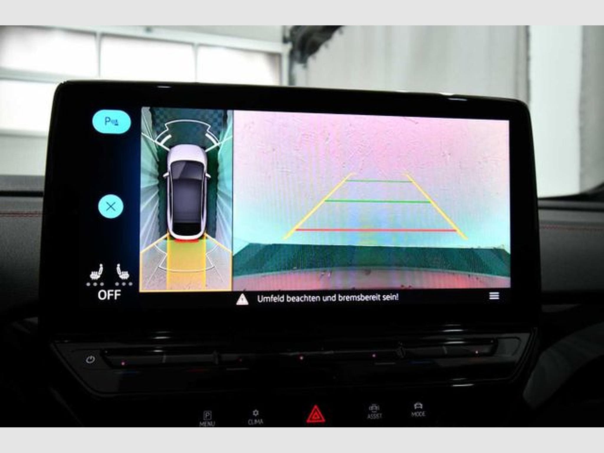 VW ID.5 ID.5 GTX - Pano, AHK, Kamera, 20', Area View, AC (2023) - Photo 9