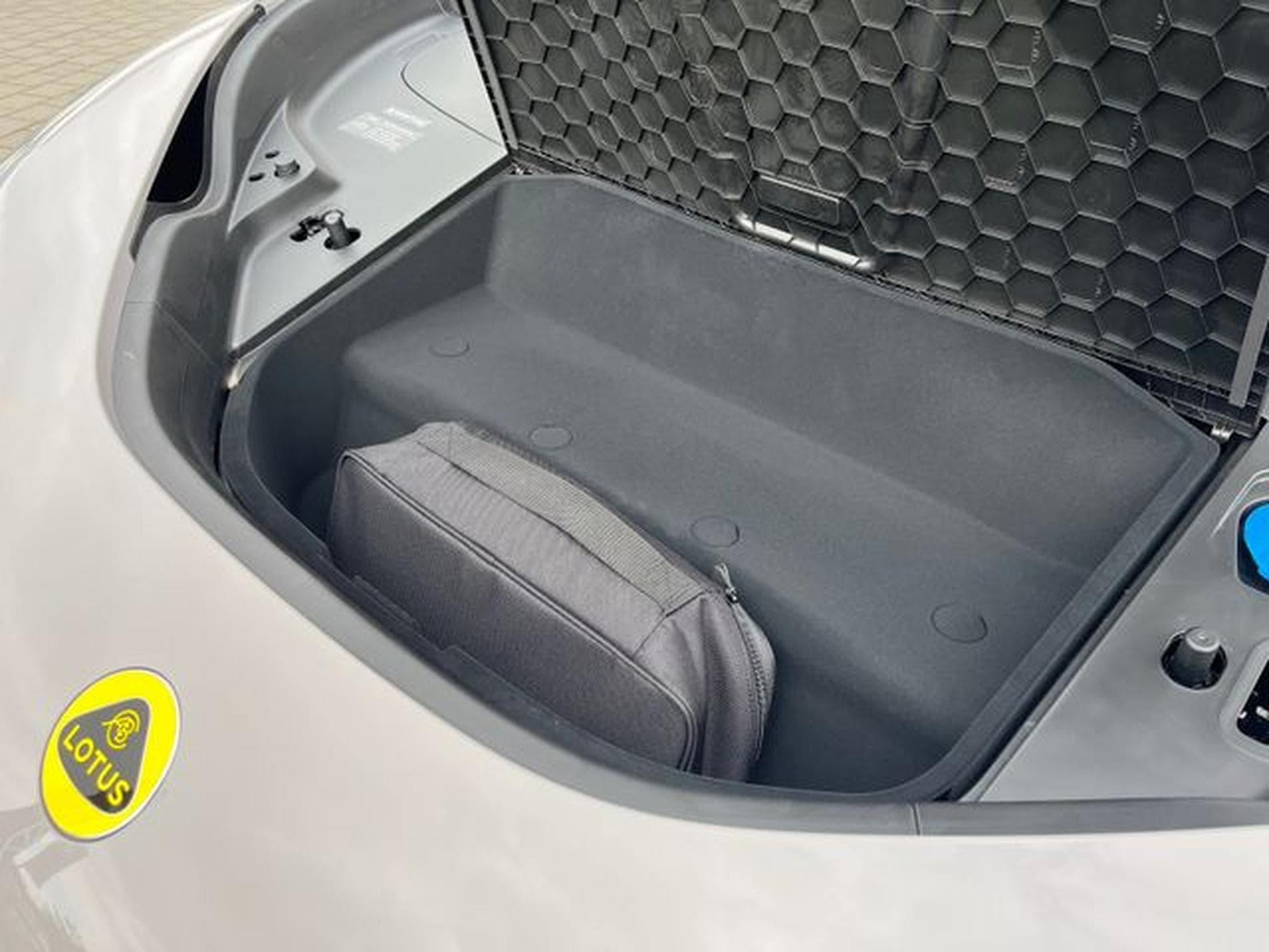 Lotus Eletre Eletre S - Full Carbon Pack Int- &amp; Exterieur,23" (2023) - Foto 4