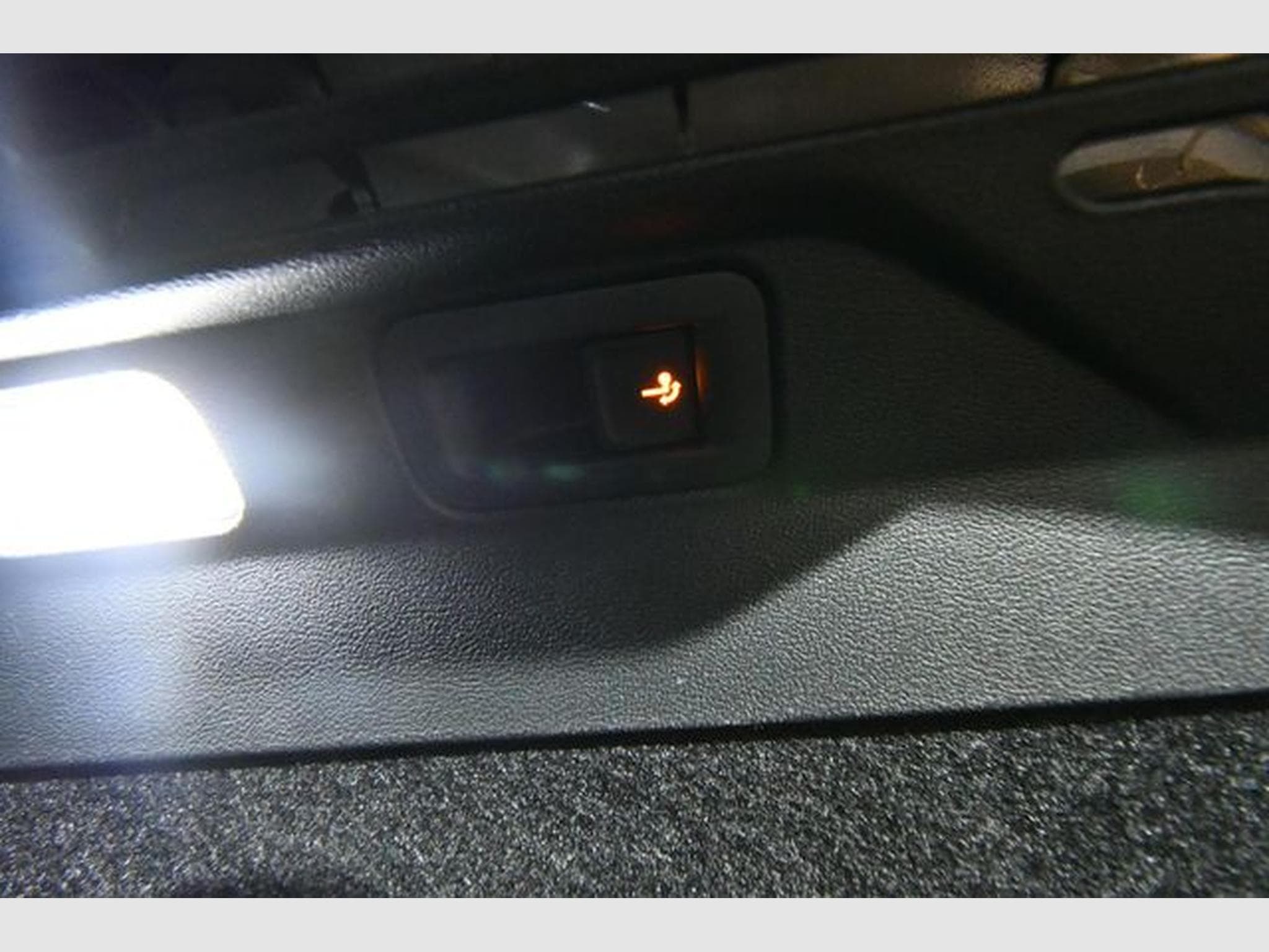 VW ID.5 ID.5 GTX 220 kW 4Motion AHK, Pano., 360 Grad (2023) - Photo 9