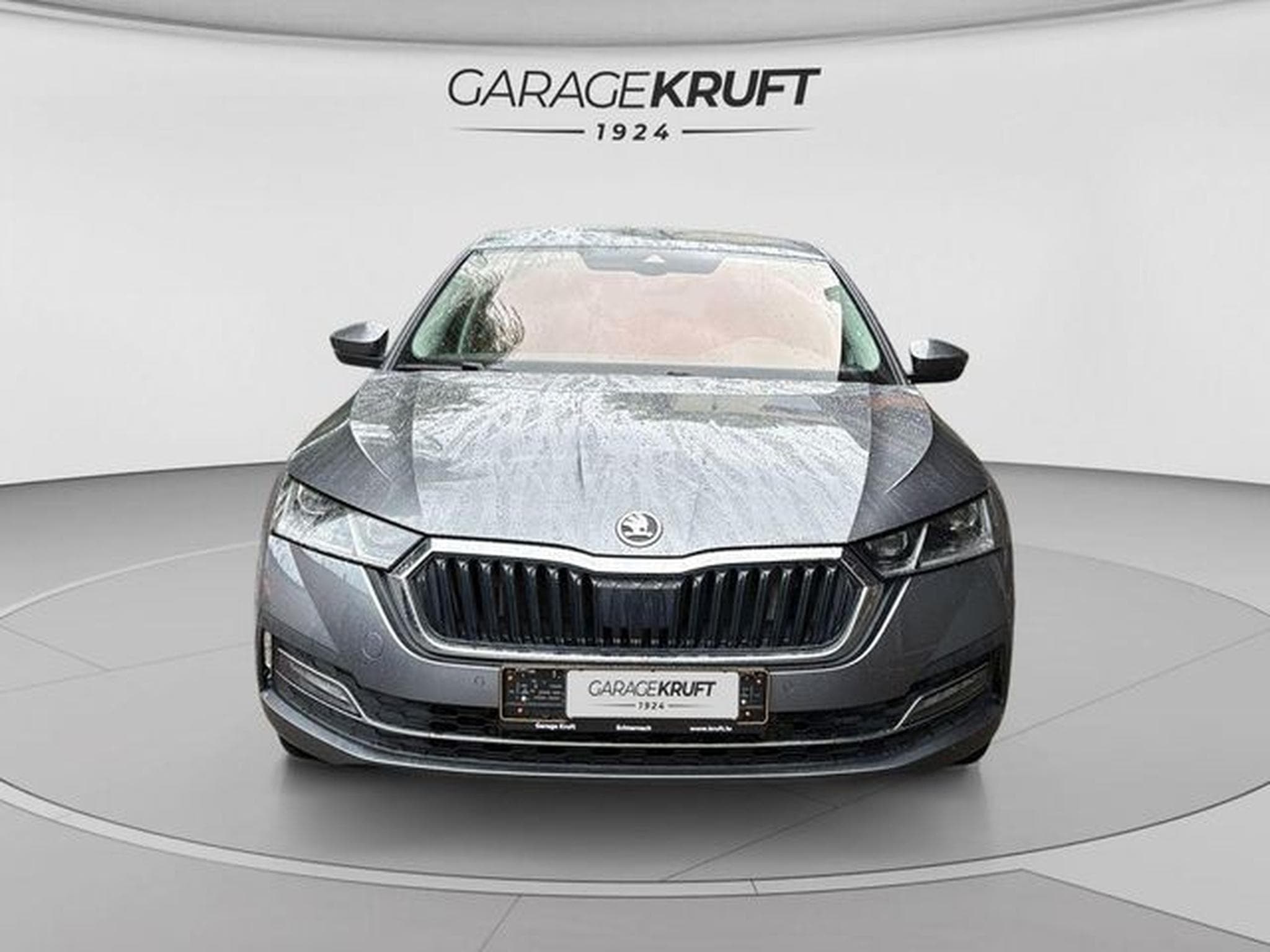 Skoda Octavia Octavia Lim. Style iV Navi C., ACC, Rear View (2022) - Photo 9