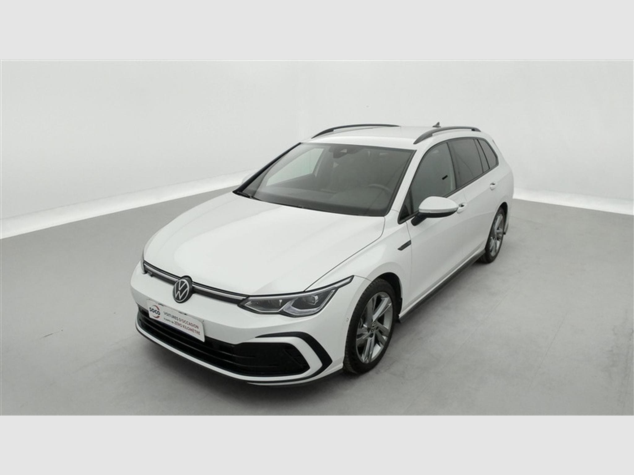 VW Golf 2.0 TDi R-Line Business Premium DSG (2024) - Photo 1