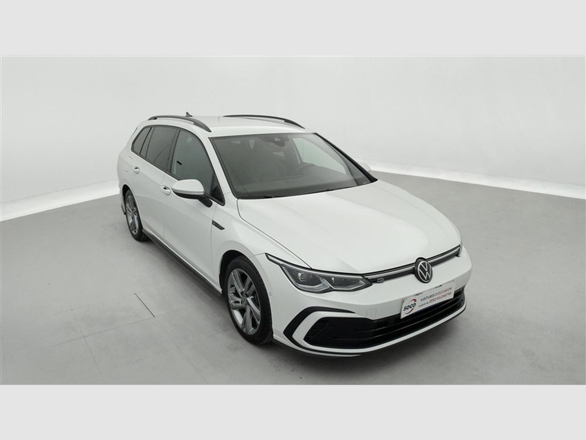 VW Golf 2.0 TDi R-Line Business Premium DSG (2024) - Photo 24