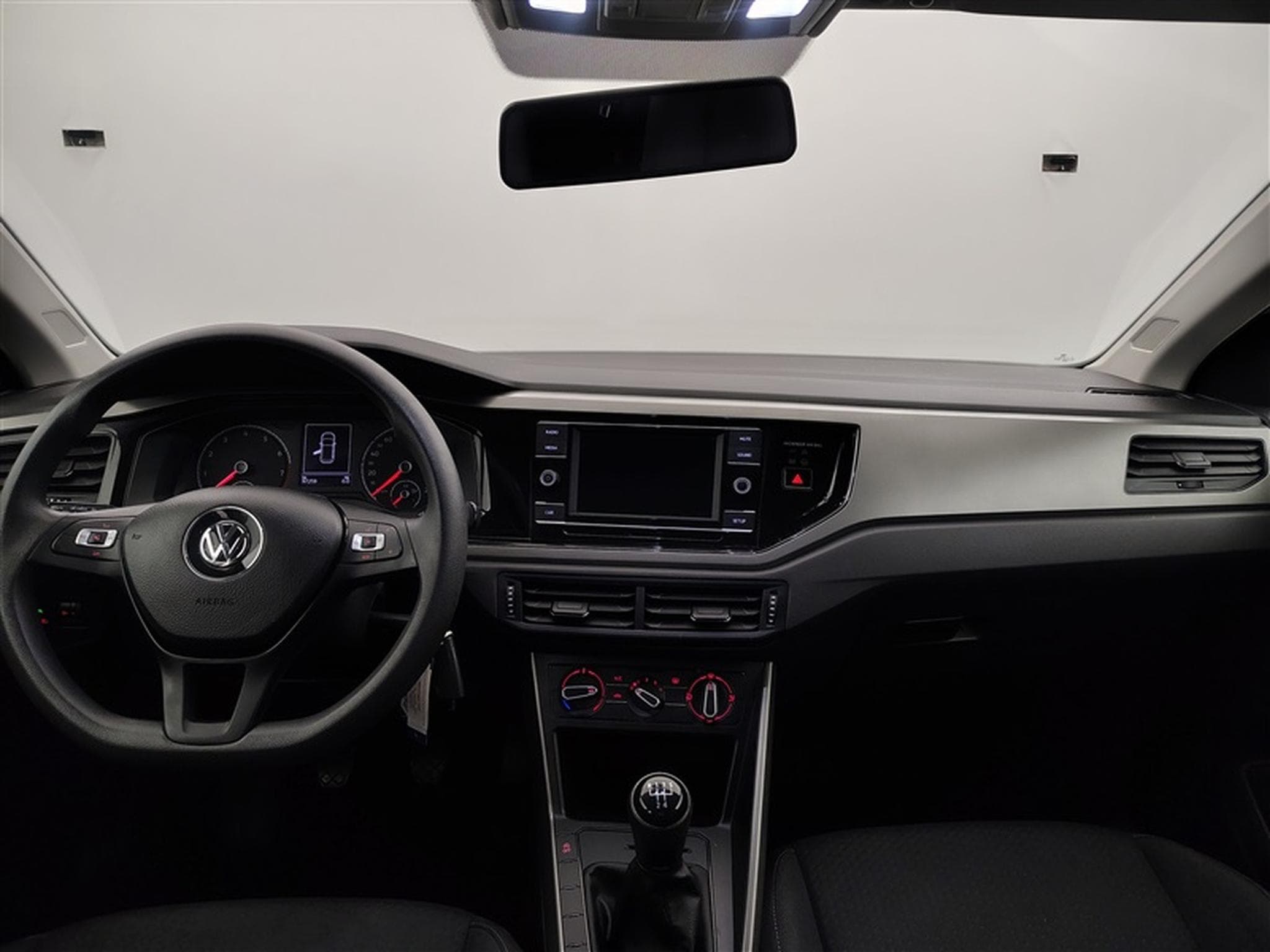 VW Polo 1.0 TSi Comfortline NAVI/PDC AV AR (2019) - Photo 8