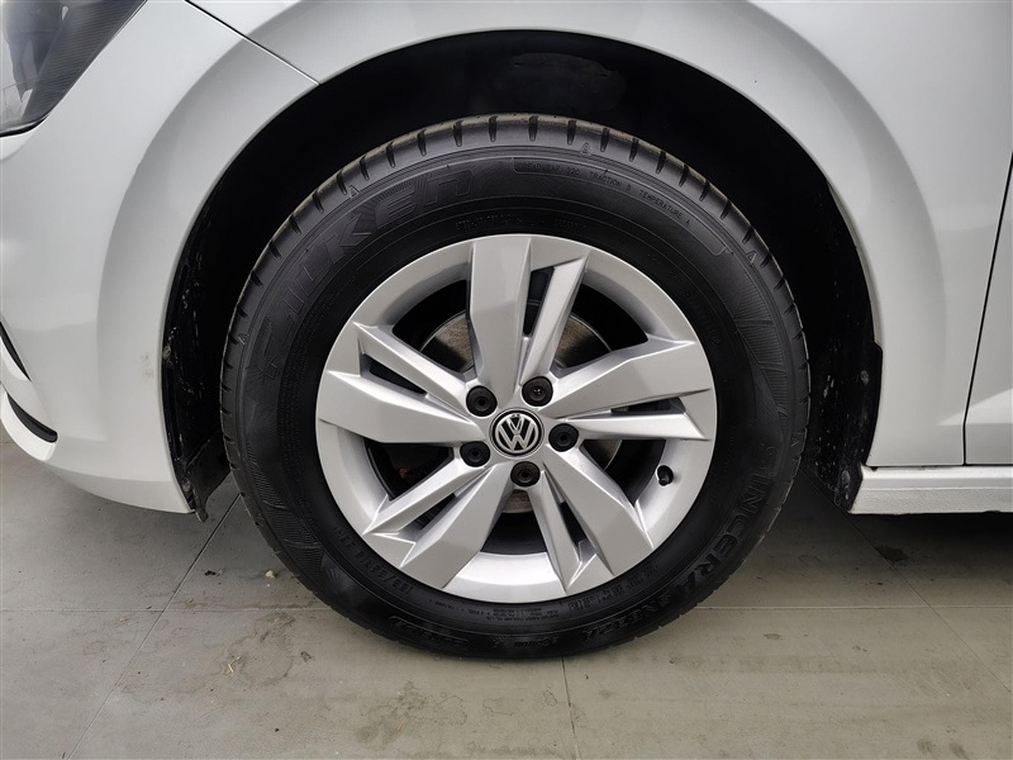 VW Polo 1.0 TSi Comfortline NAVI/PDC AV AR (2019) - Photo 6