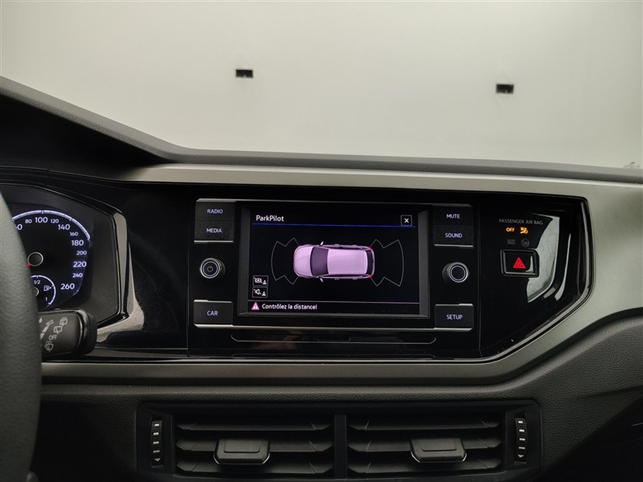 VW Polo 1.0 TSi Comfortline NAVI/PDC AV AR (2019) - Photo 17