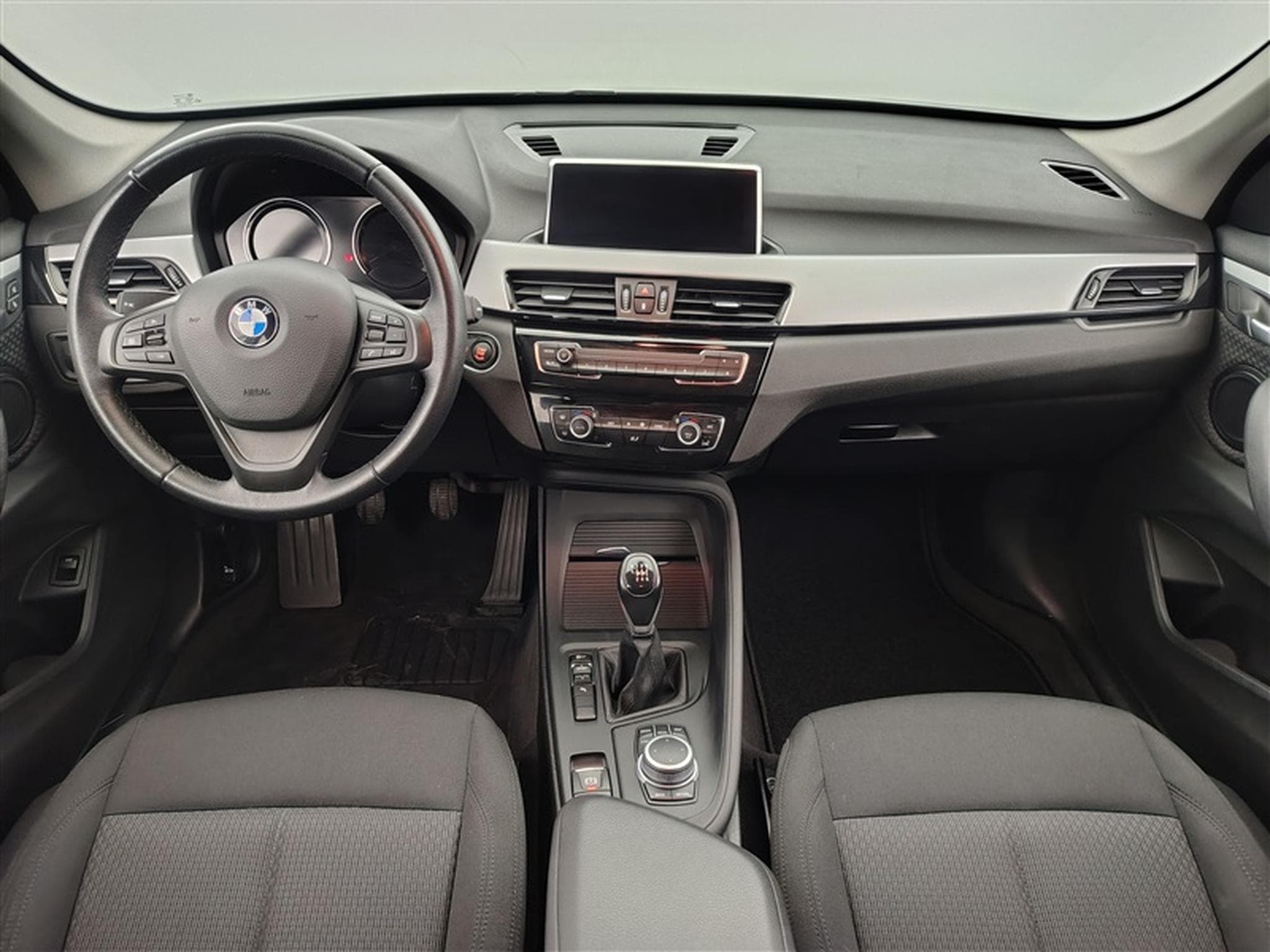 BMW X1 1.5i sDrive18 OPF (EU6AP) (2021) - Photo 8