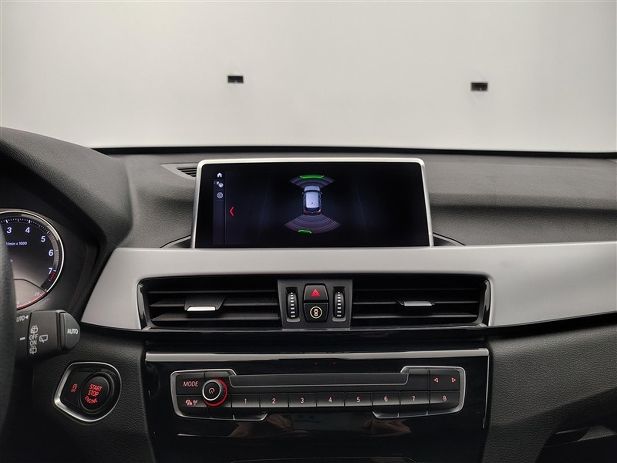 BMW X1 1.5i sDrive18 OPF (EU6AP) (2021) - Photo 17