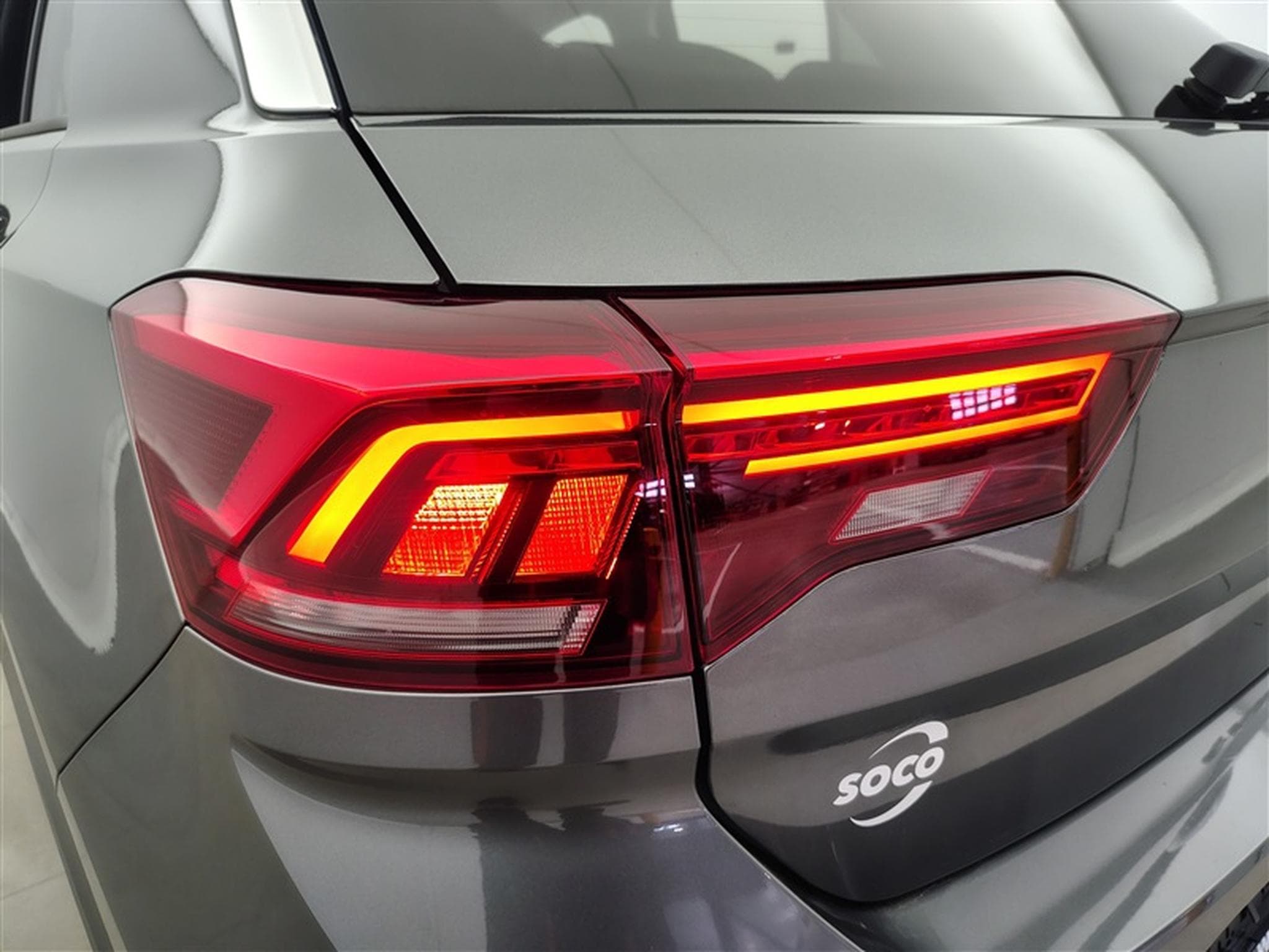 VW T-Roc 1.0 TSI Style  Carplay / Led / PDC+Caméra (2024) - Photo 16