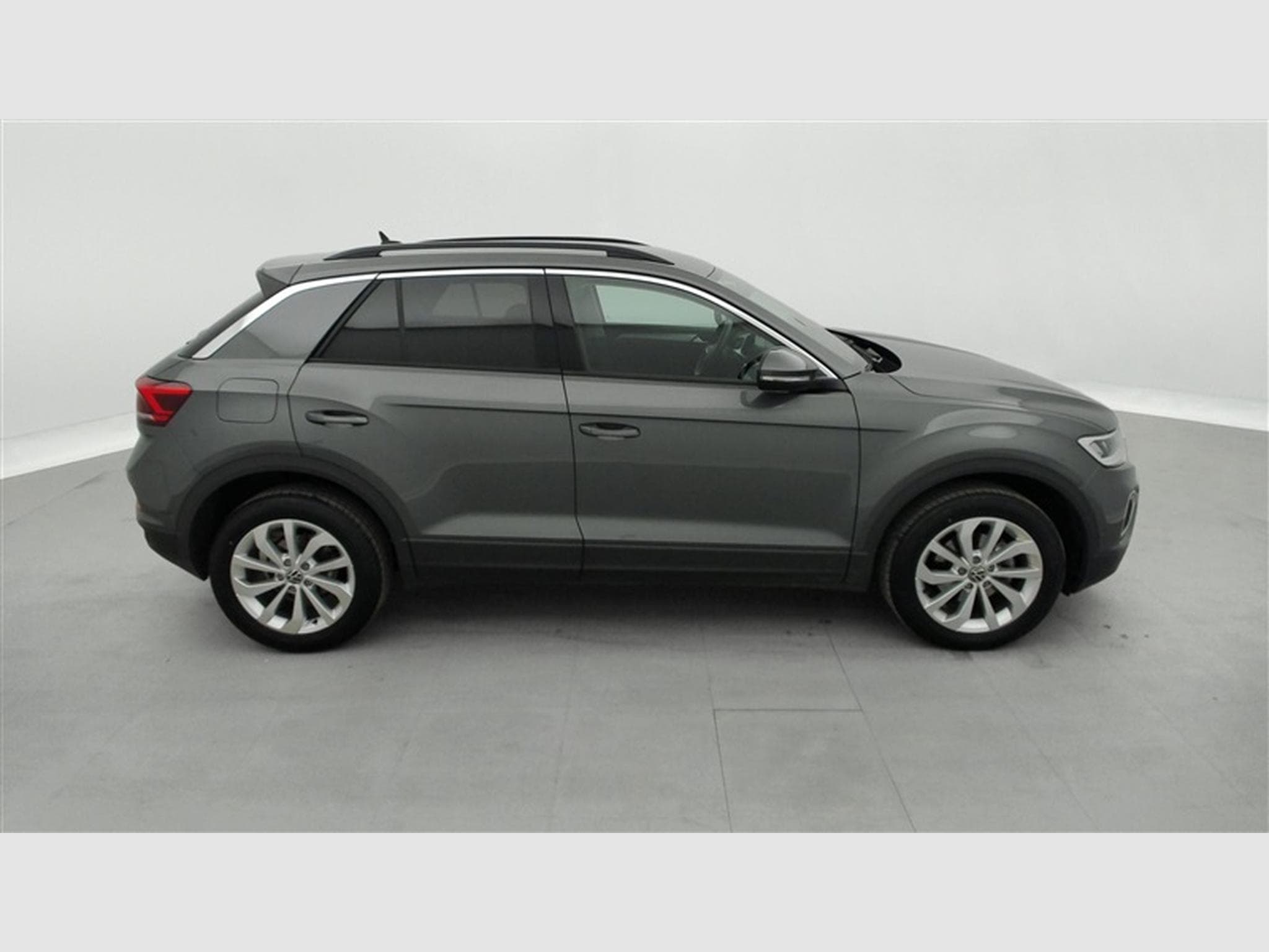 VW T-Roc 1.0 TSI Style  Carplay / Led / PDC+Caméra (2024) - Photo 24