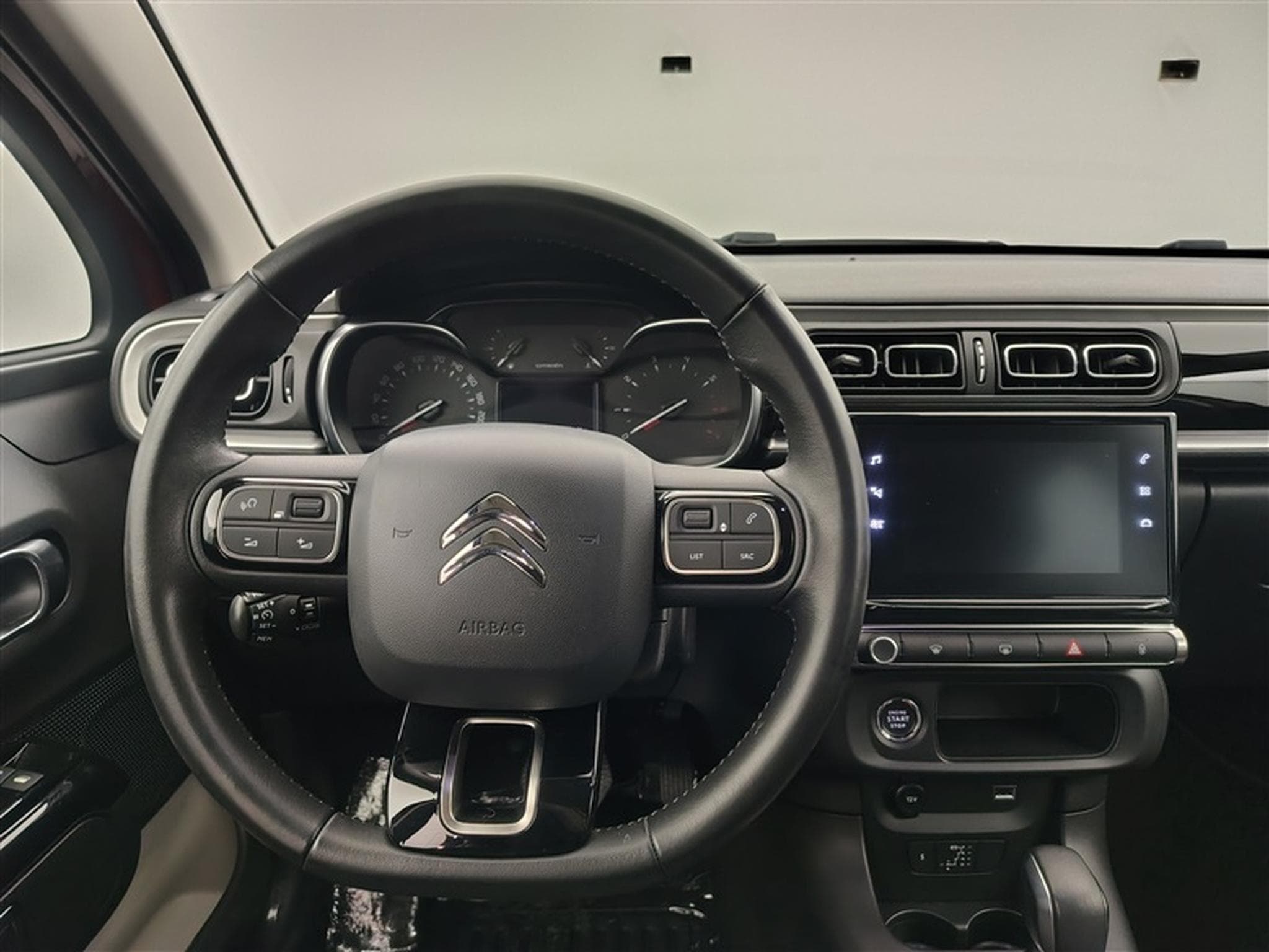 Citroen C3 1.2 PureTech Highlight EAT6 S&S (EU6.2) (2019) - Photo 9