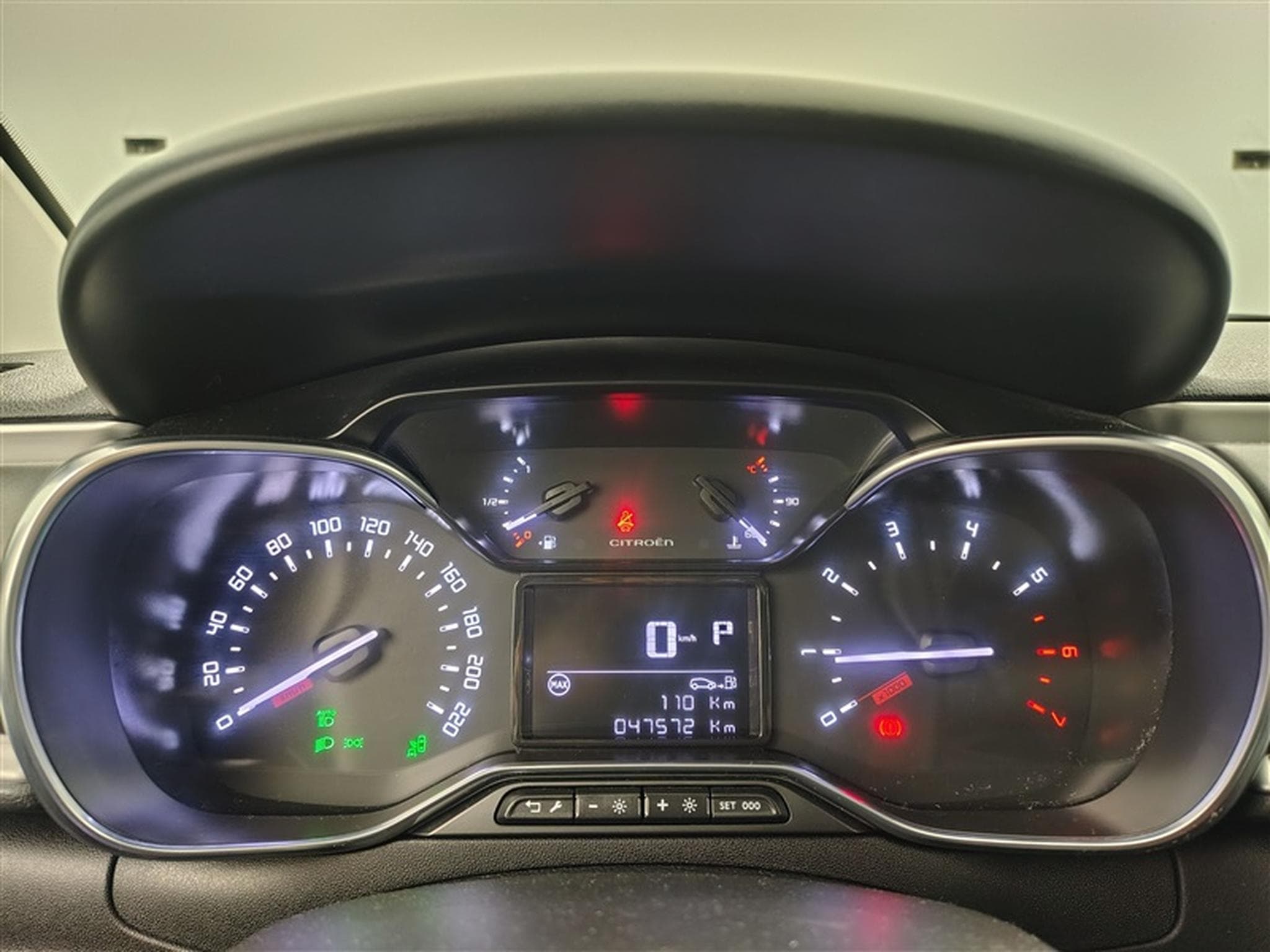 Citroen C3 1.2 PureTech Highlight EAT6 S&S (EU6.2) (2019) - Photo 10