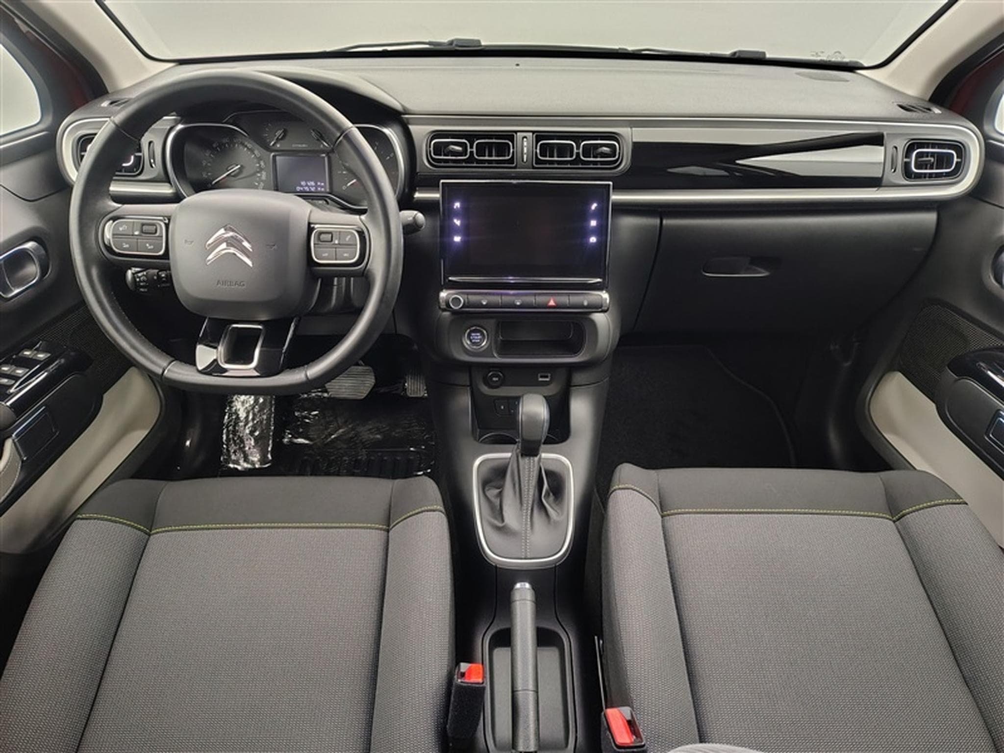 Citroen C3 1.2 PureTech Highlight EAT6 S&S (EU6.2) (2019) - Photo 8