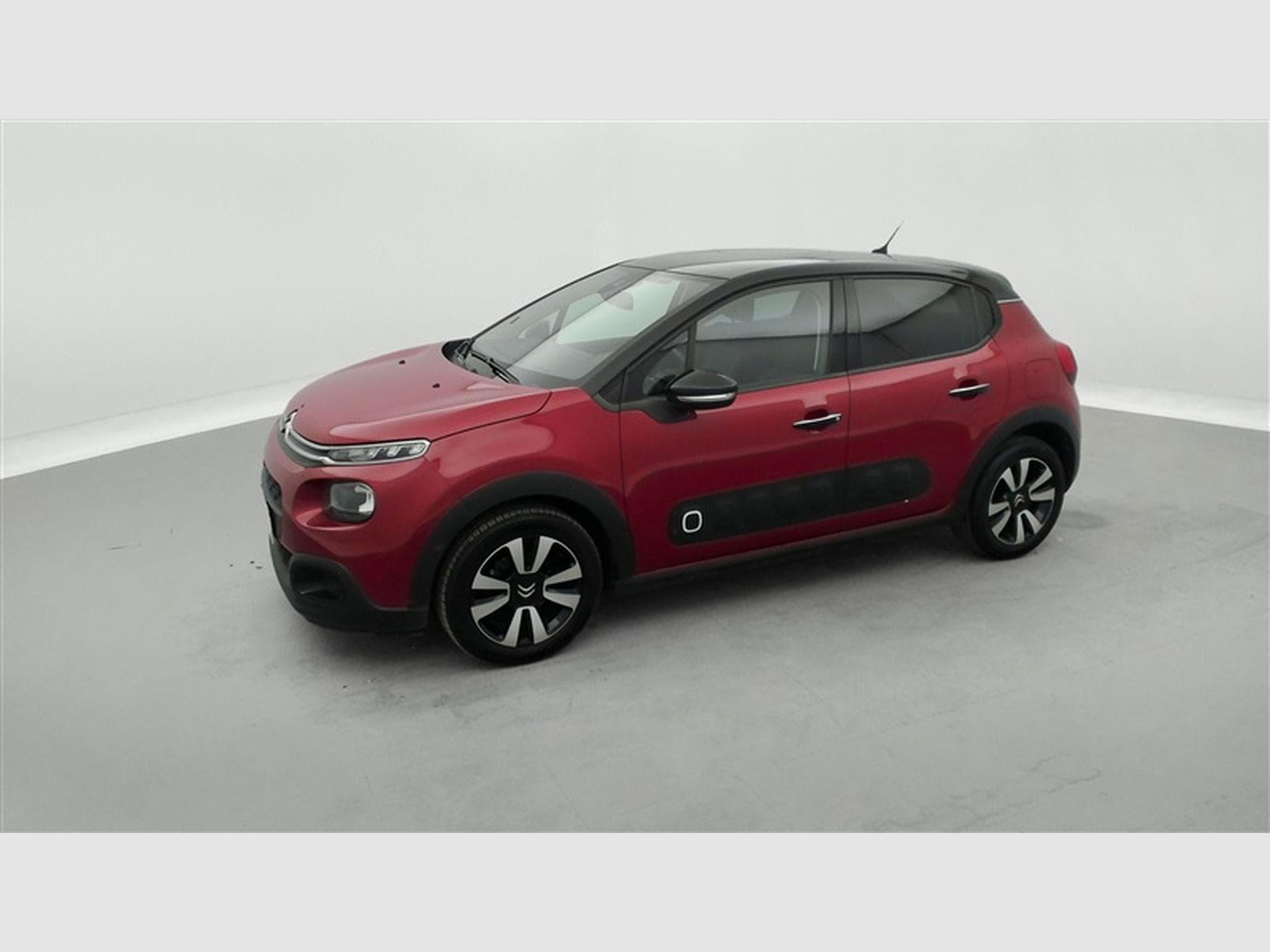 Citroen C3 1.2 PureTech Highlight EAT6 S&S (EU6.2) (2019) - Photo 20