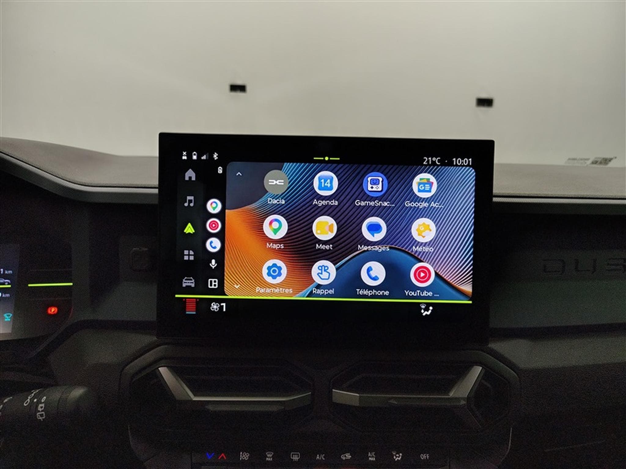 Dacia Duster 1.6 Hybrid EDC CARPLAY / CLIM / FULL LED (2025) - Photo 19