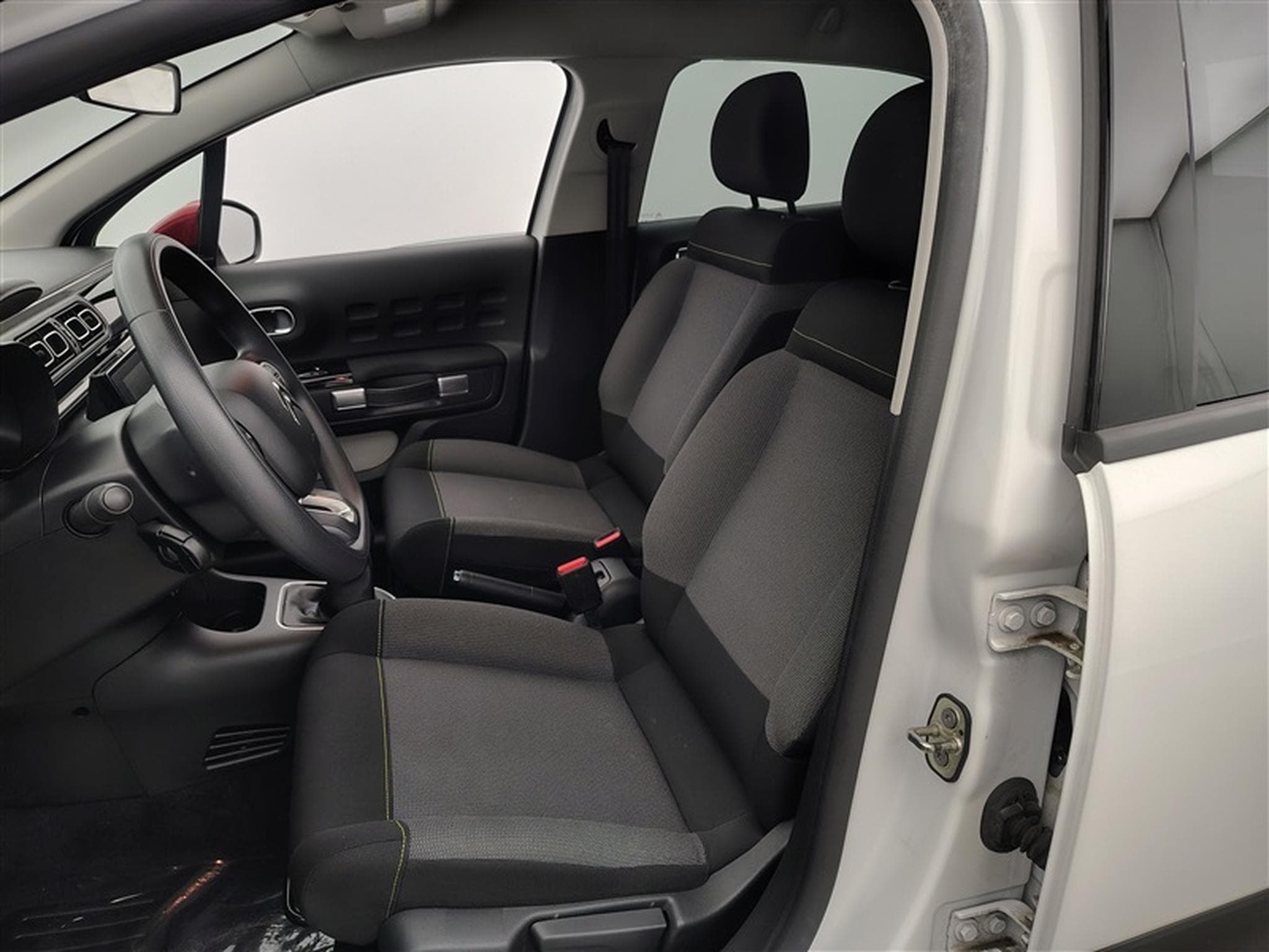 Citroën C3 1.2i Carplay / Led / PDC (2023) - Photo 7