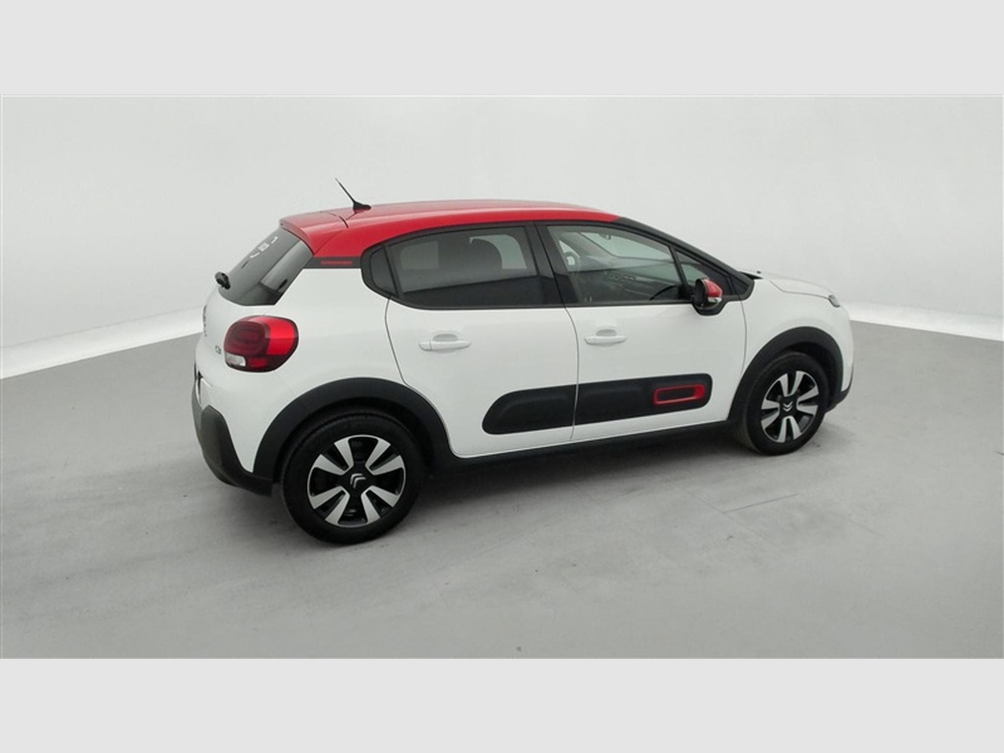 Citroën C3 1.2i Carplay / Led / PDC (2023) - Photo 24