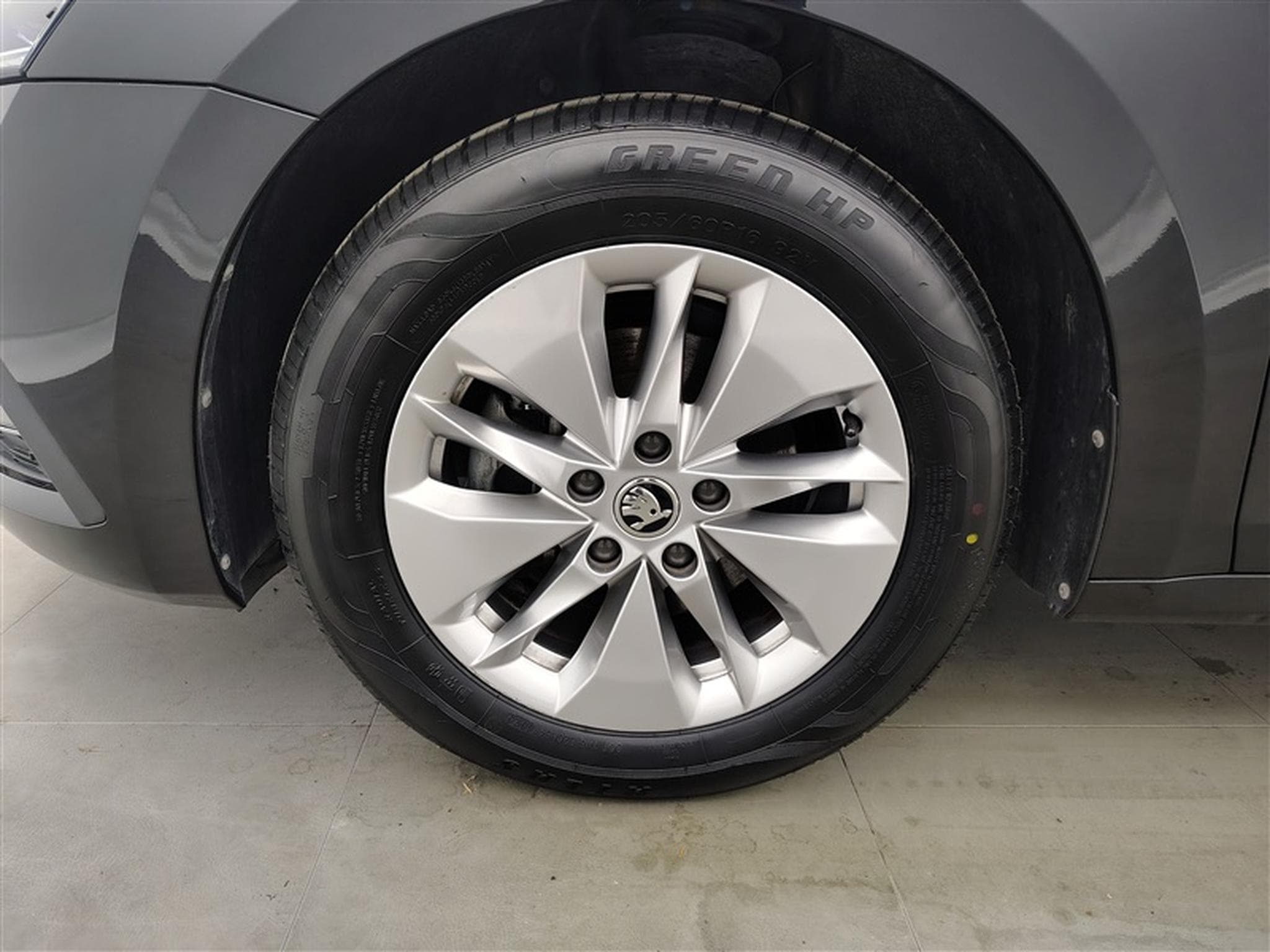 Skoda Octavia SW 1.0 TSI Clever+ NAVI / FULL LED / CLIM (2022) - Photo 6