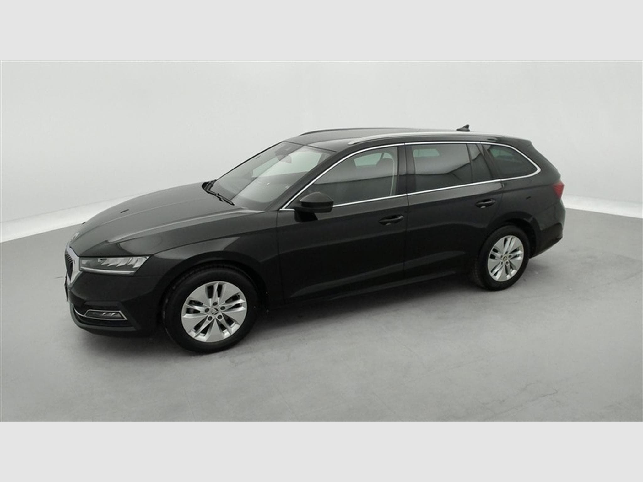 Skoda Octavia SW 1.0 TSI Clever+ NAVI / FULL LED / CLIM (2022) - Photo 21